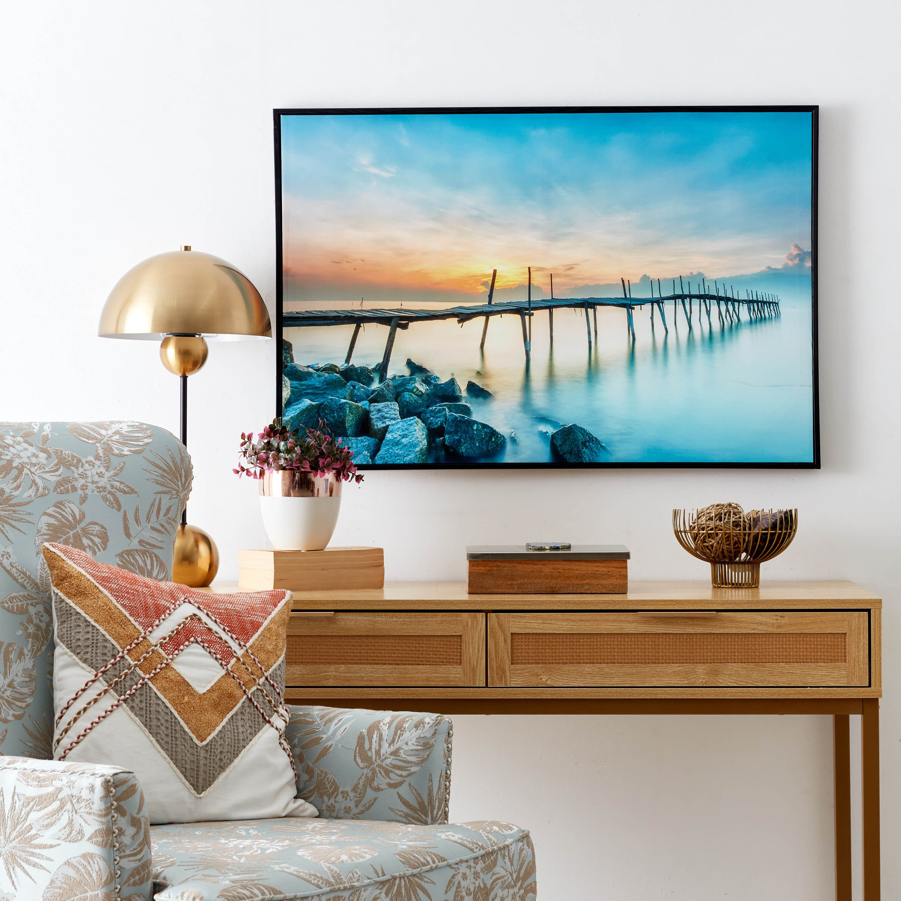 لوحة كانفاس مؤطرة ولامعة بتصميم بحيرة وقارب من إيفورا - 90x3x60 سم-hbxhomeware-hbxdecorandfurnishings-image-4