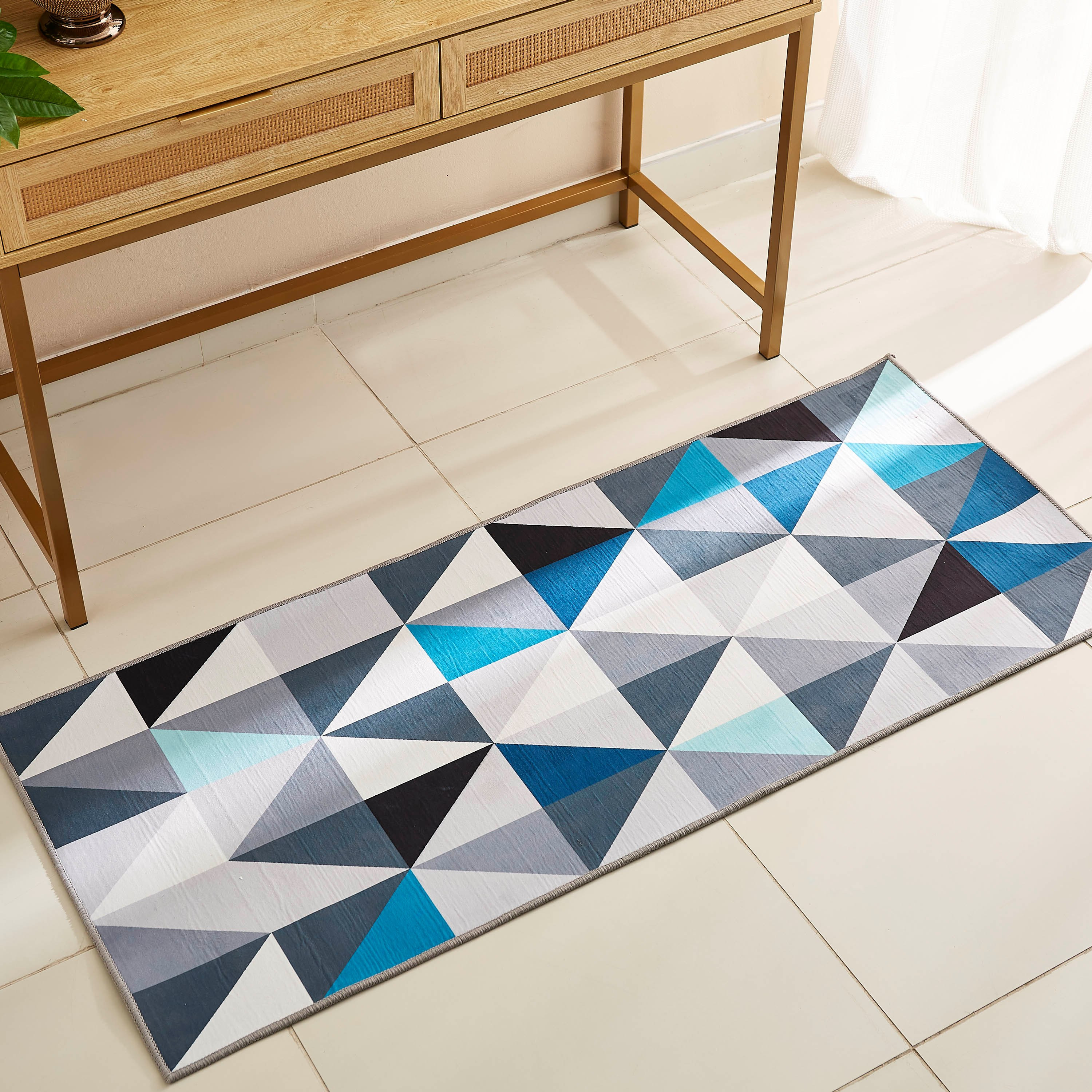 سجادة بطبعات هندسية من سوليداد كايلر- 60x150 سم-hbxdecorandfurnishings-floorcoverings-rugs-image-1