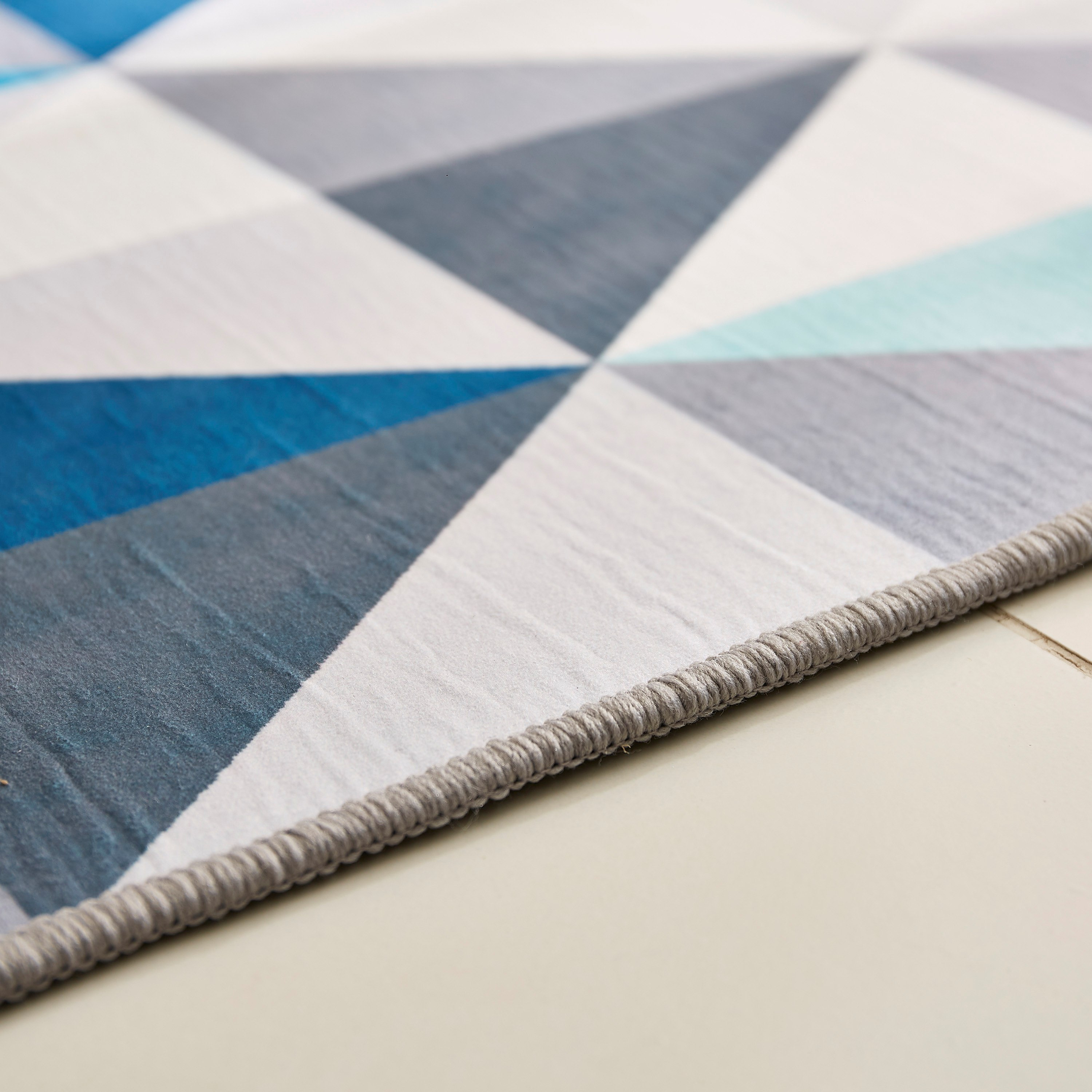 سجادة بطبعات هندسية من سوليداد كايلر- 60x150 سم-hbxdecorandfurnishings-floorcoverings-rugs-image-3
