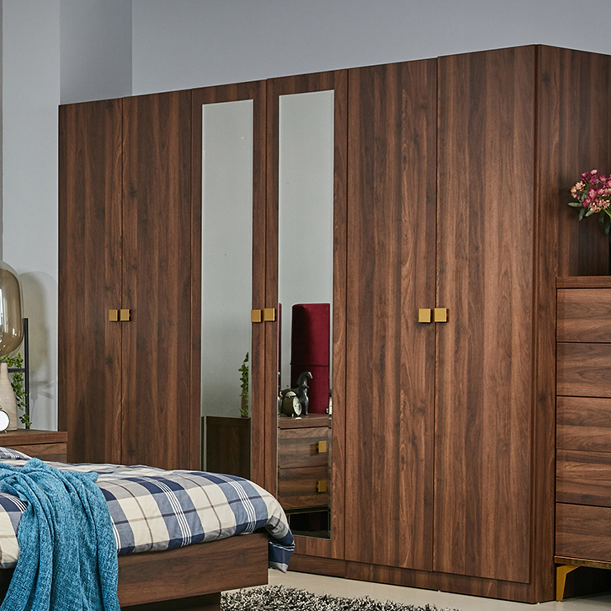 خزانة ملابس بـ6 أبواب ومرآتين من أكويلا-hbxfurniture-wardrobes-image-1