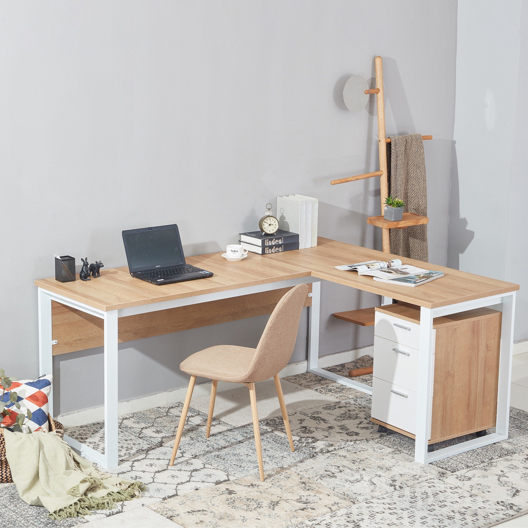 Berlin Corner Desk-hbxfurniture-office-desks-image-2