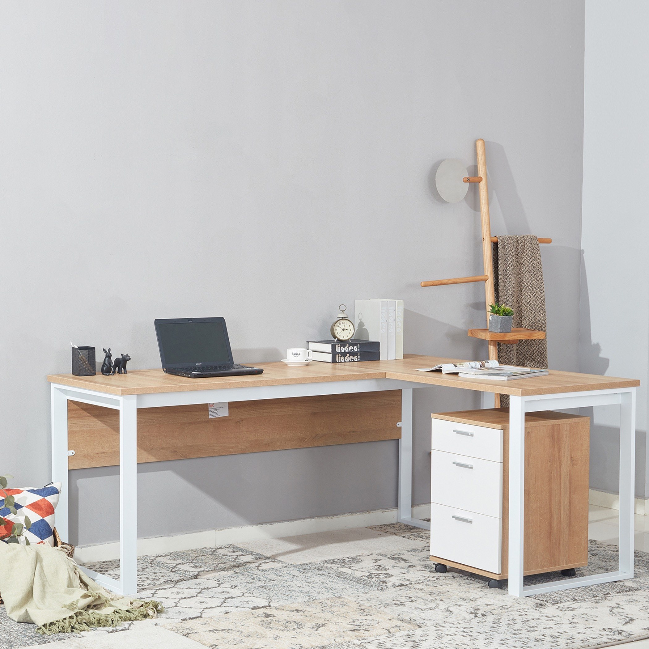 Berlin Corner Desk-hbxfurniture-office-desks-image-3
