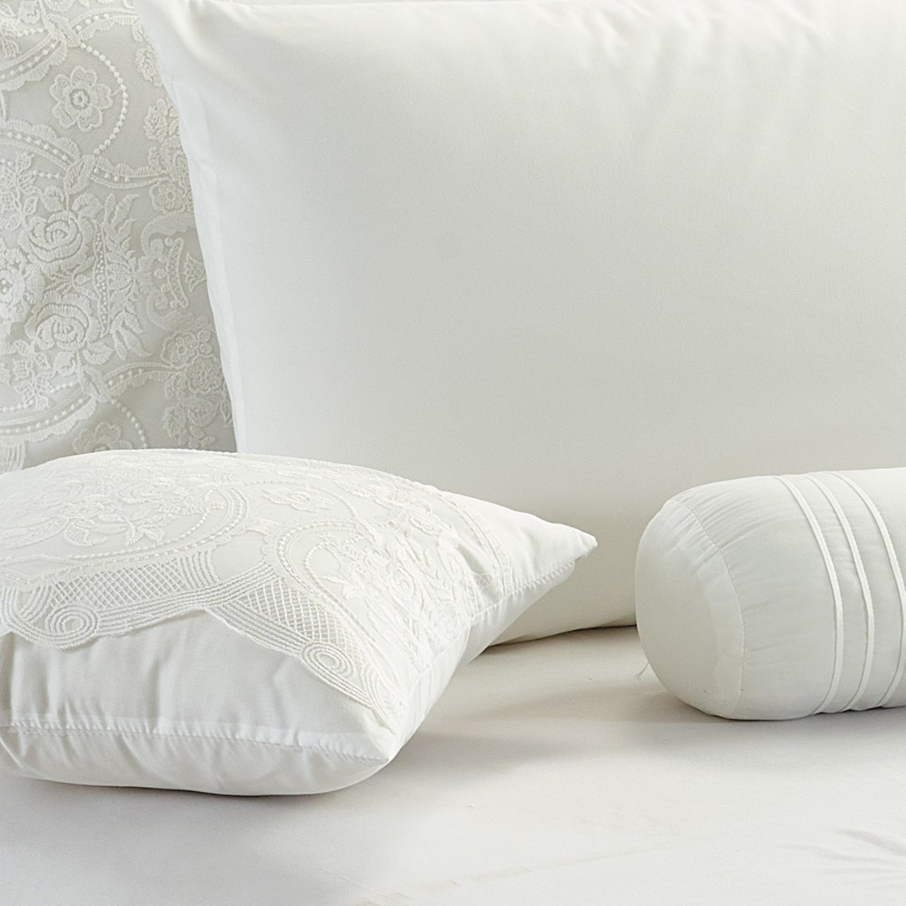 طقم لحاف سوبر كينج بطبعات 12 قطعة من إيلي - 240x260 سم-hbxhomeware-hbxdecorandfurnishings-image-2