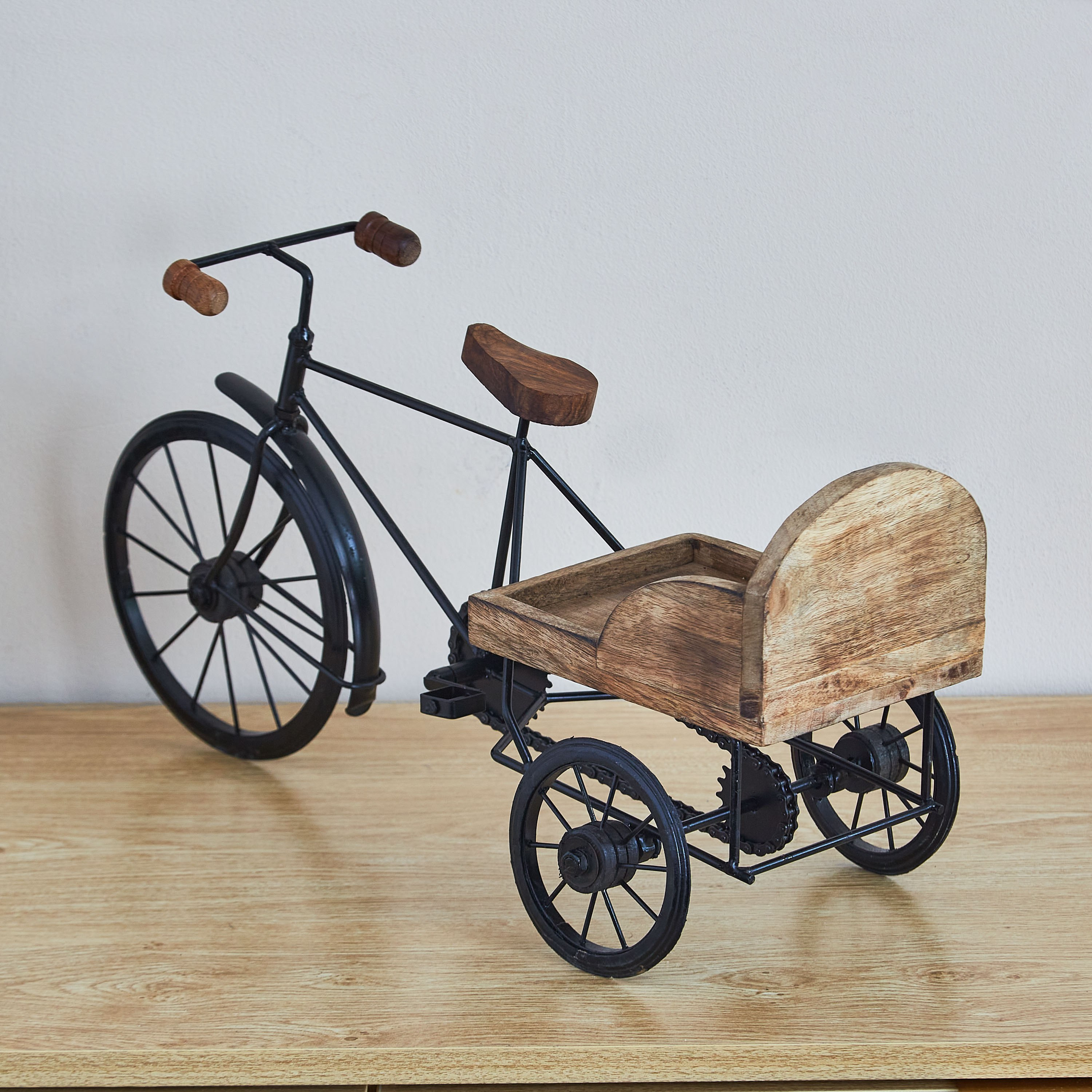 قطعة ديكور على شكل عربة معدنية من إندي فايب - 46.9x17.7x25.4 سم-hbxhomeware-homedecor-figurinesandornaments-image-2