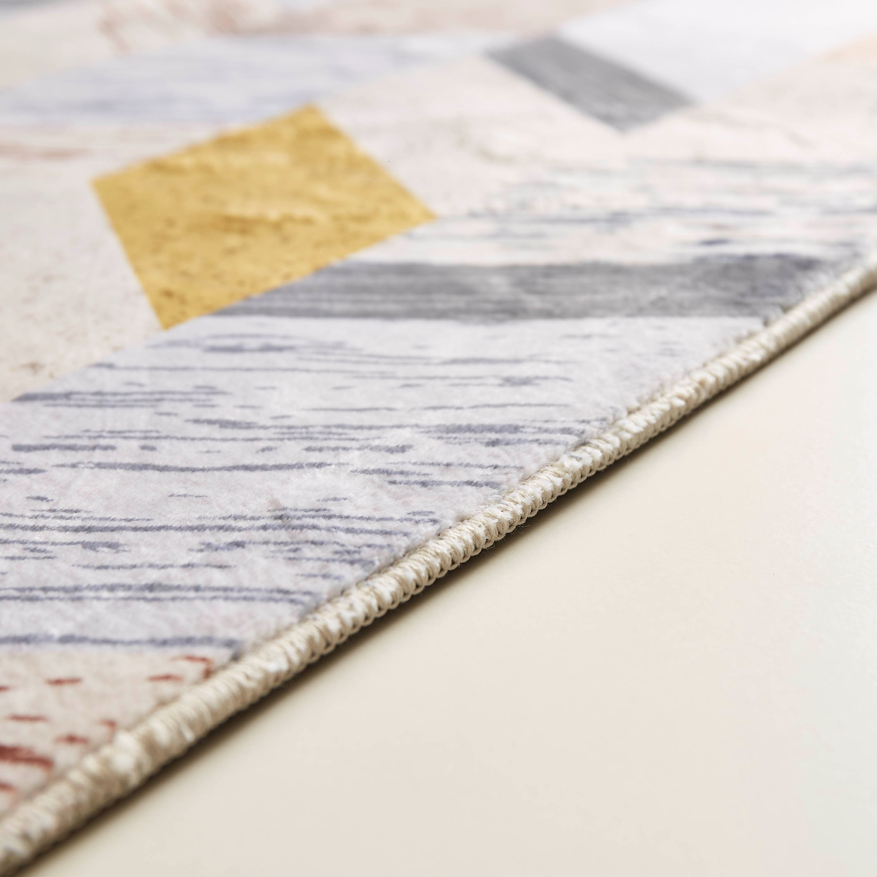 سجادة فلانيل بطبعات من ويلز بايتون - 110x160 سم-hbxdecorandfurnishings-floorcoverings-rugs-image-4