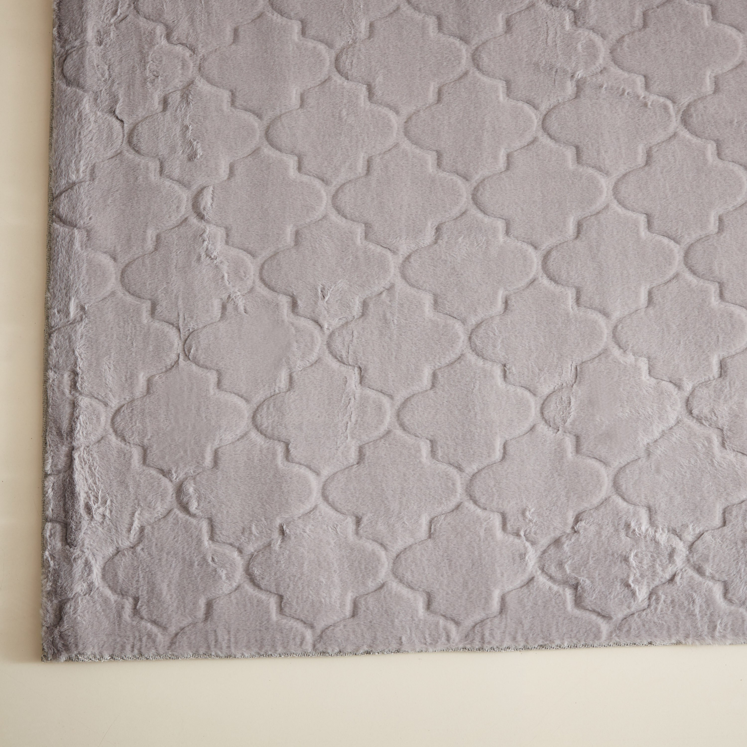 سجادة فرو أرنب صناعي منقوشة من نويلا تريليس - 150x200 سم-hbxdecorandfurnishings-floorcoverings-rugs-image-2
