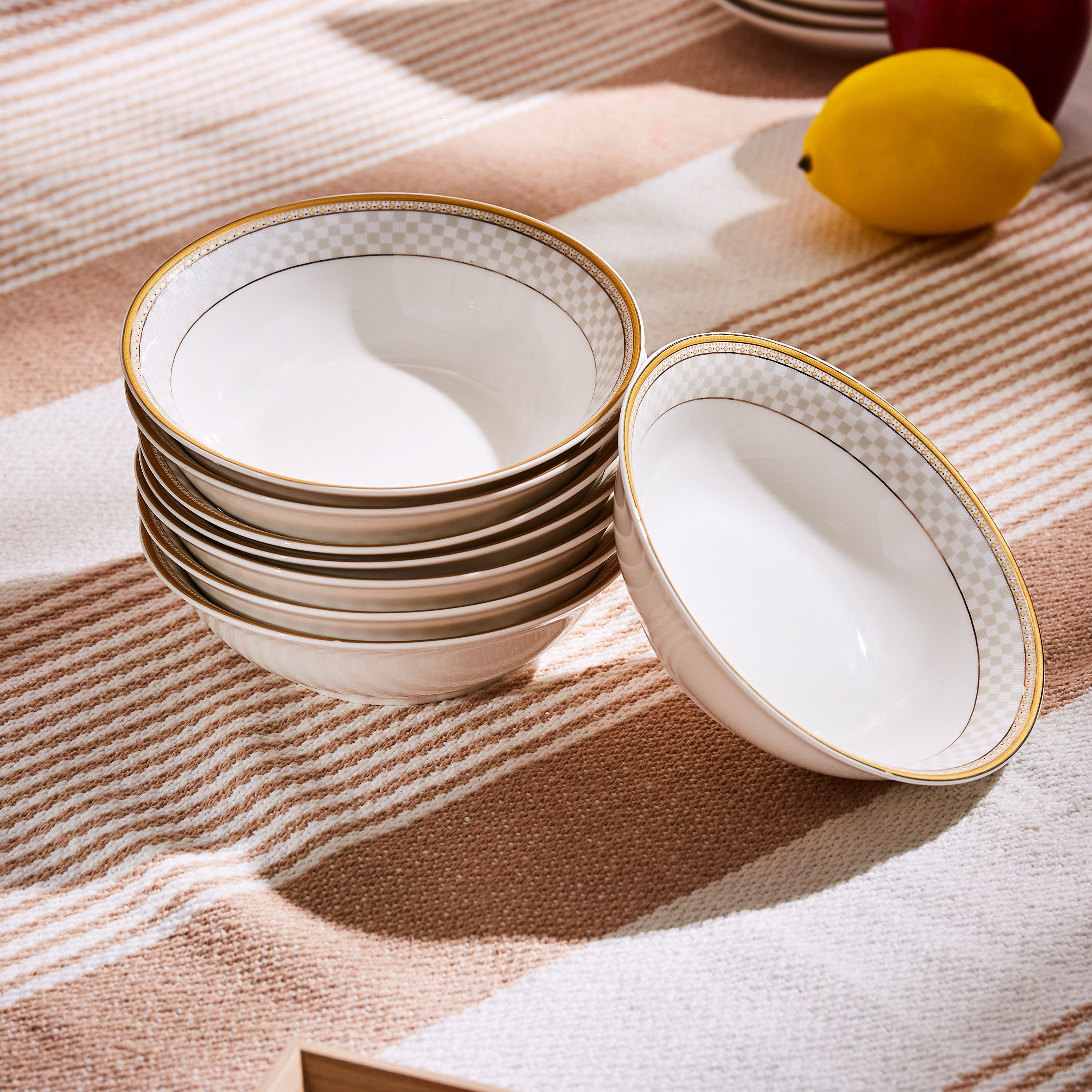 طقم عشاء 47 قطعة من الخزف الصيني بولكا من فيست-hbxdecorandfurnishings-tabletop-crockery-image-8