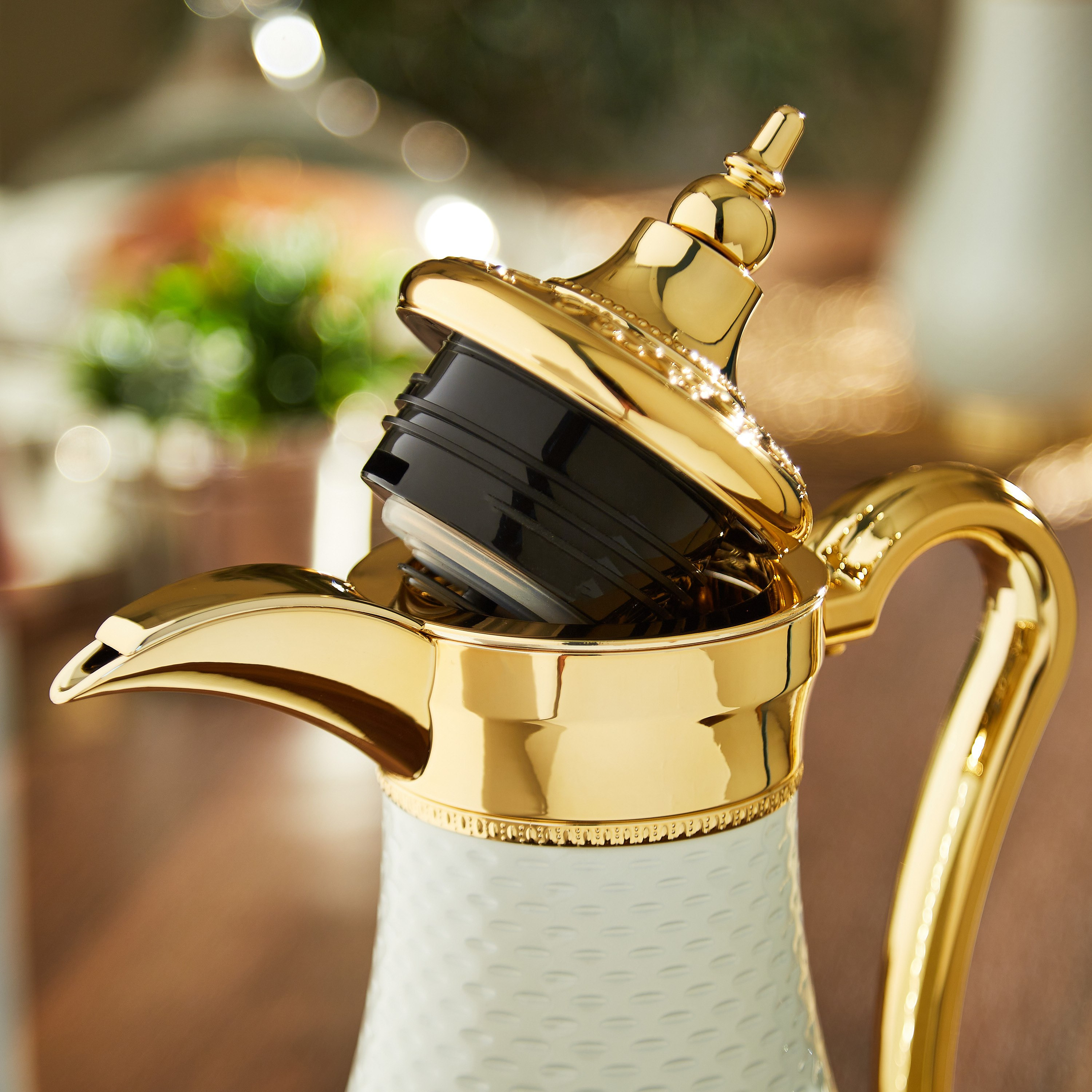 Feast Arabic Dallah Flask - 1 L-hbxhomeware-hbxkitchen-image-3