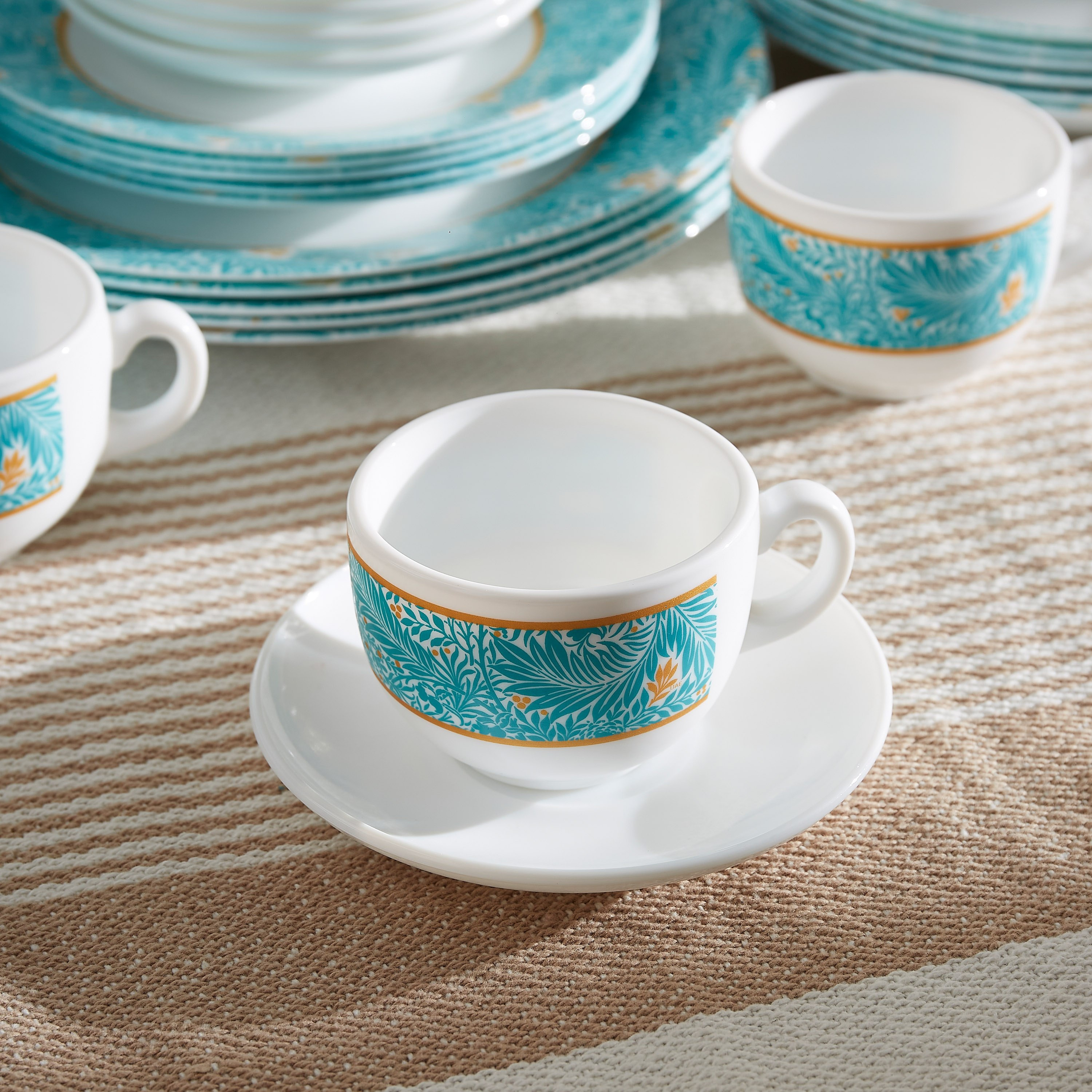 Luminarc Hilma 46-Piece Dinner Set-hbxhomeware-hbxkitchen-image-4
