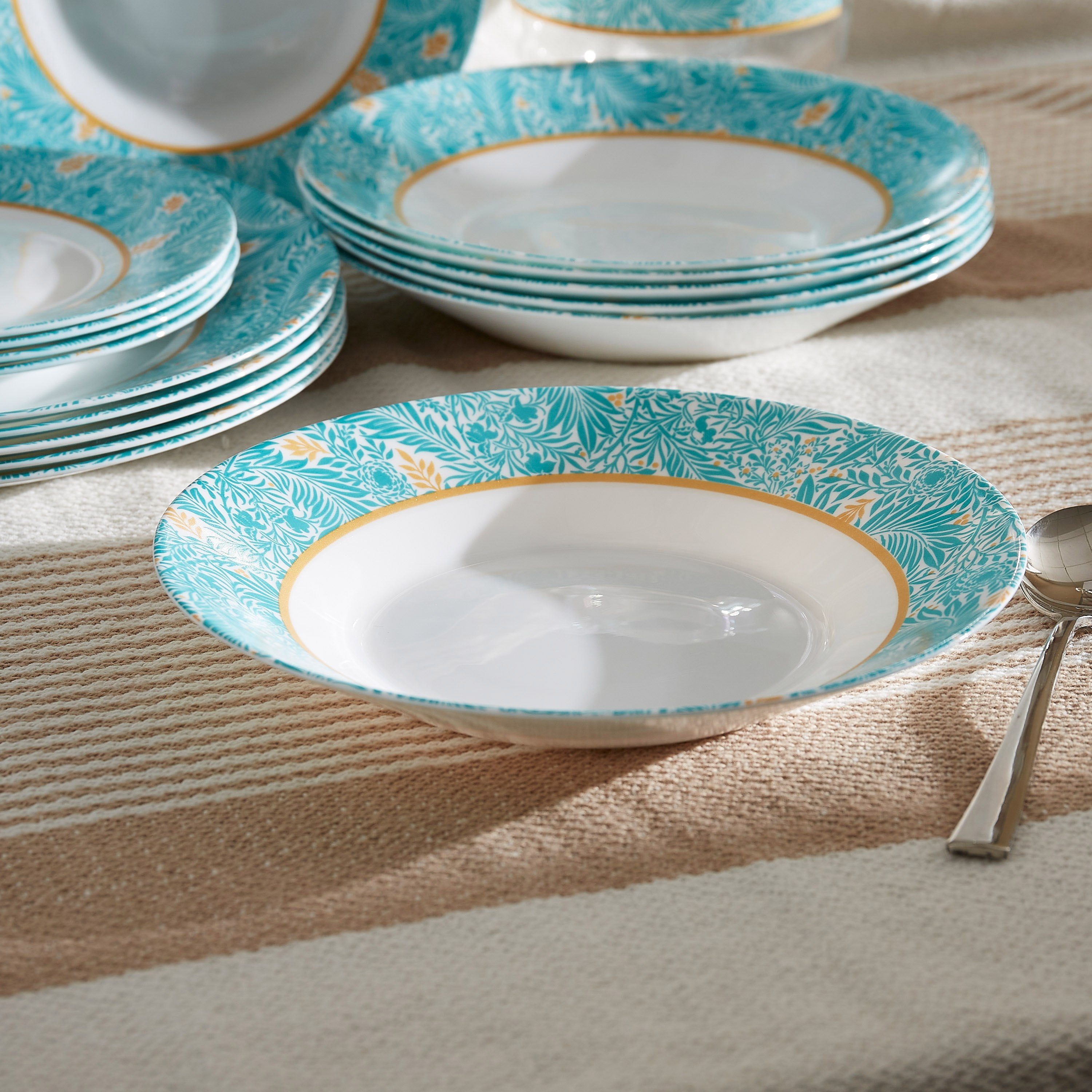Luminarc Hilma 46-Piece Dinner Set-hbxhomeware-hbxkitchen-image-6