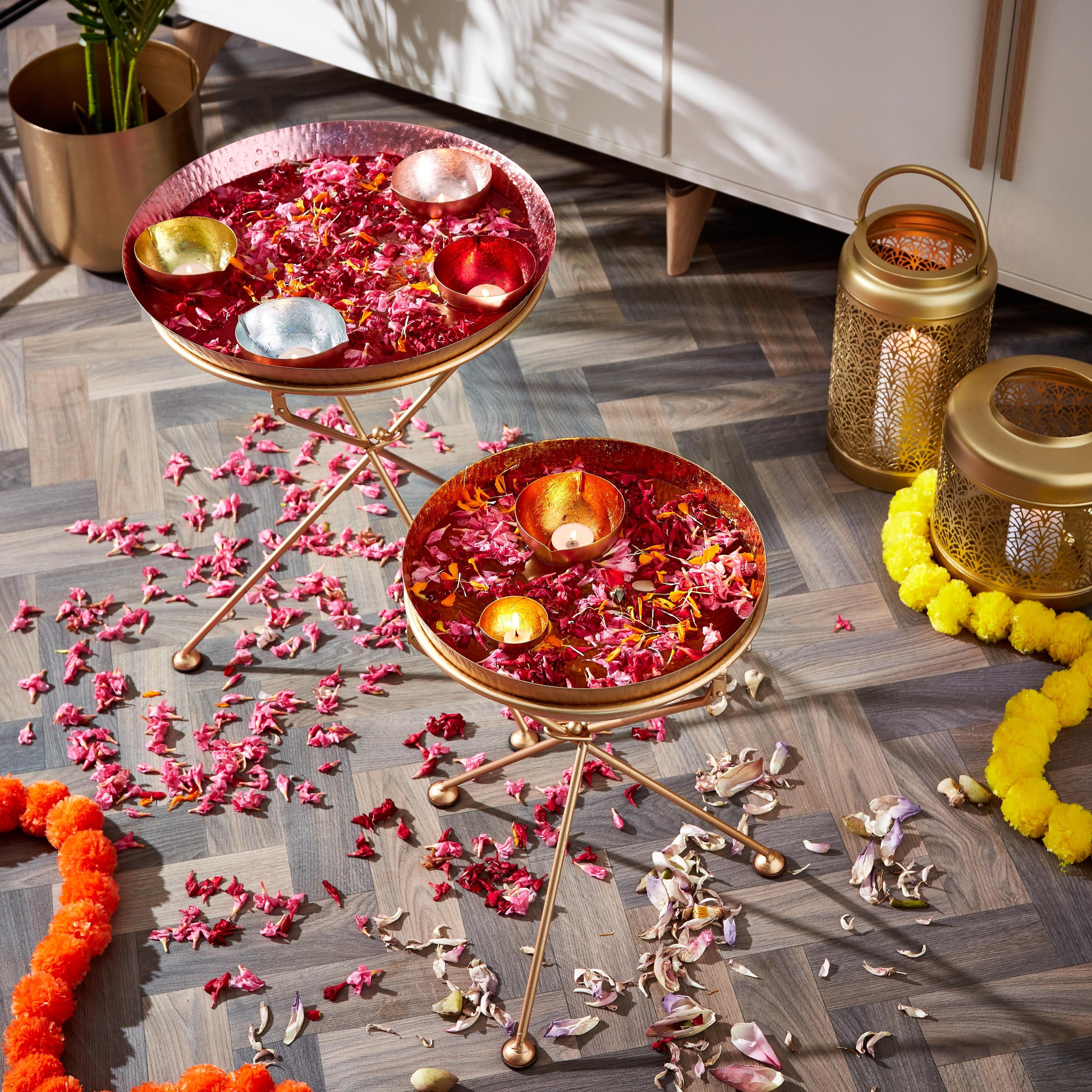 أورلي معدني بحامل من زوها - 42x42x48 سم-hbxdecorandfurnishings-homeaccessories-bowls-image-5