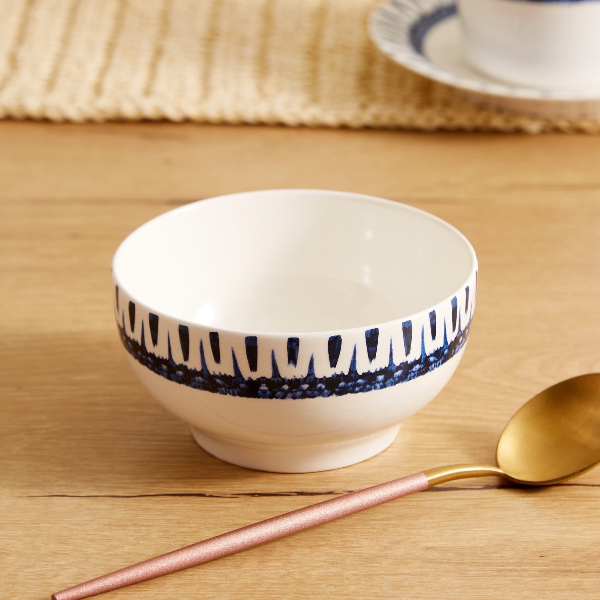 طقم عشاء 30 قطعة من براش إيكات - 6 أشخاص-hbxhomeware-hbxkitchen-image-3