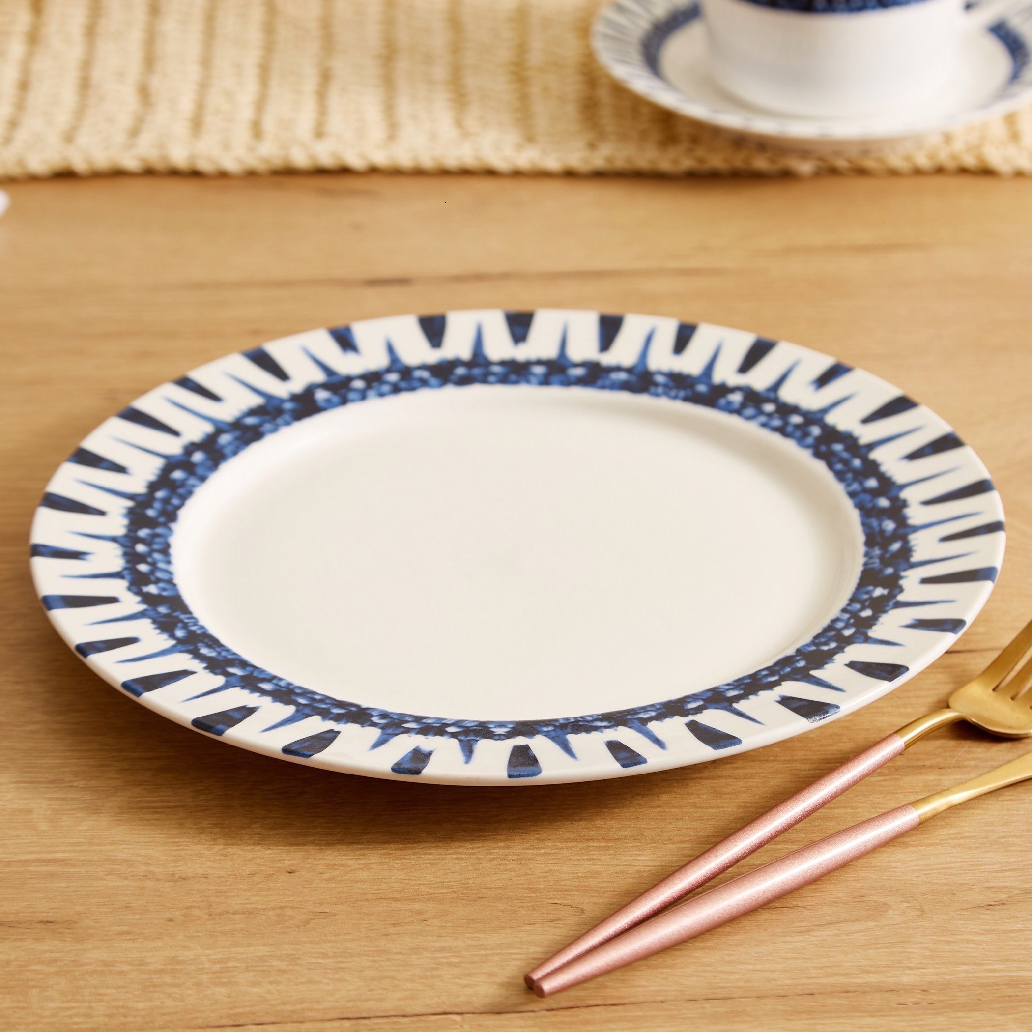 طقم عشاء 30 قطعة من براش إيكات - 6 أشخاص-hbxhomeware-hbxkitchen-image-4