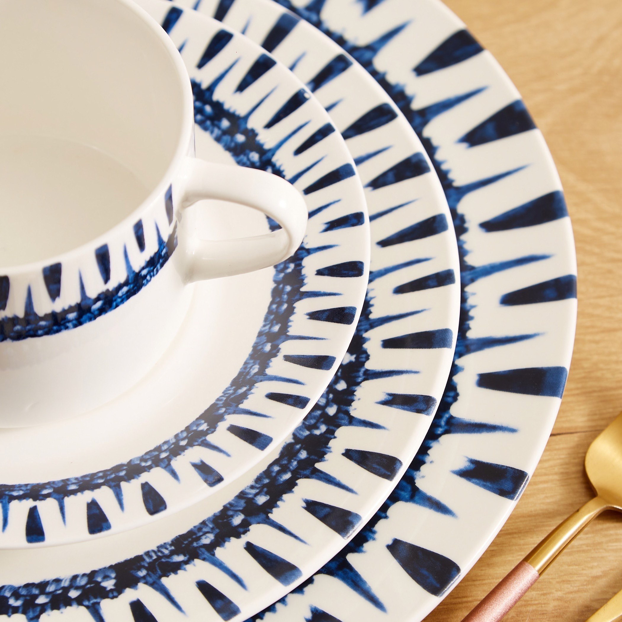 طقم عشاء 30 قطعة من براش إيكات - 6 أشخاص-hbxhomeware-hbxkitchen-image-6