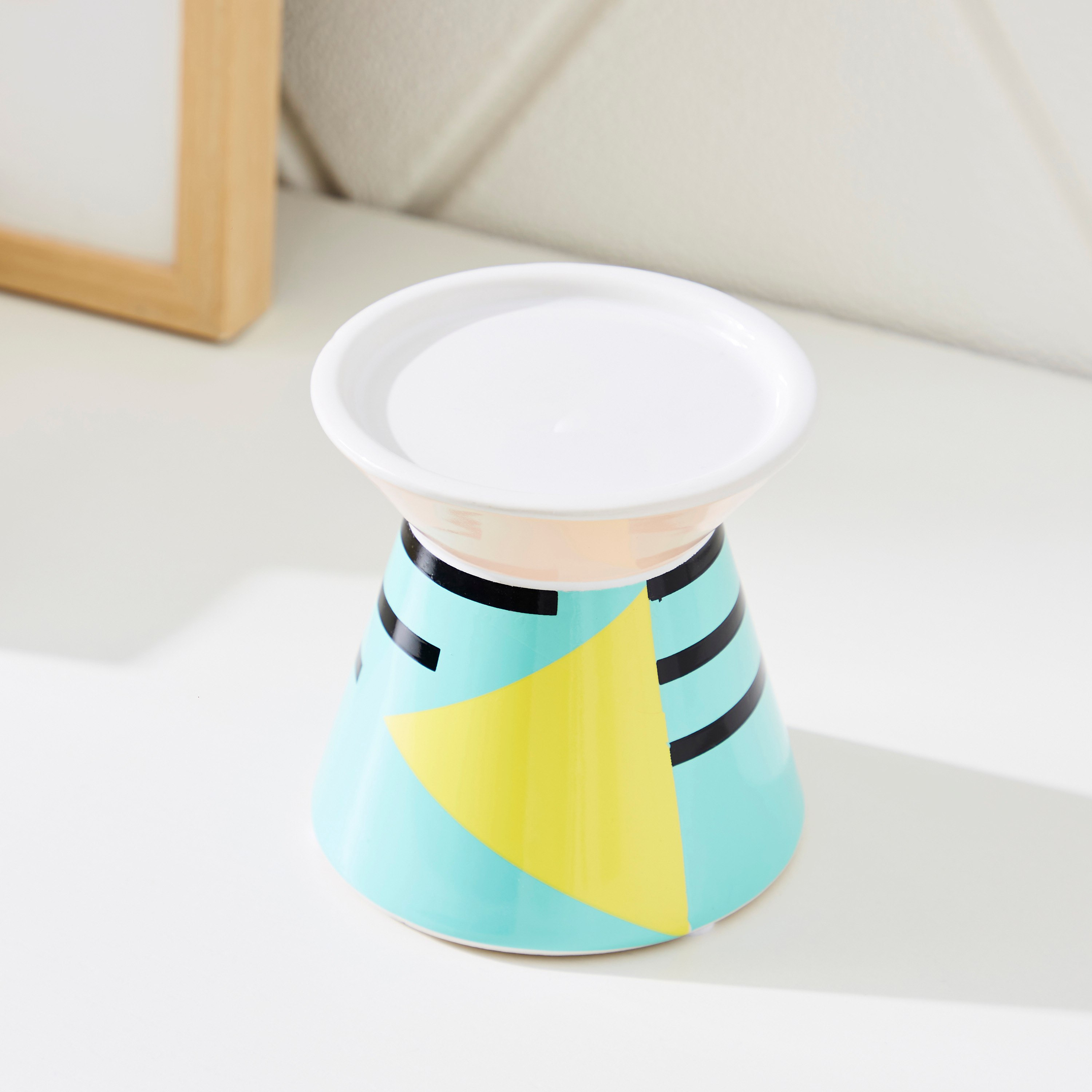 حامل شموع سيراميك مع حامل من فورتكس- 10x10x12 سم-hbxlivingroom-decorandaccessories-candleholders-image-2