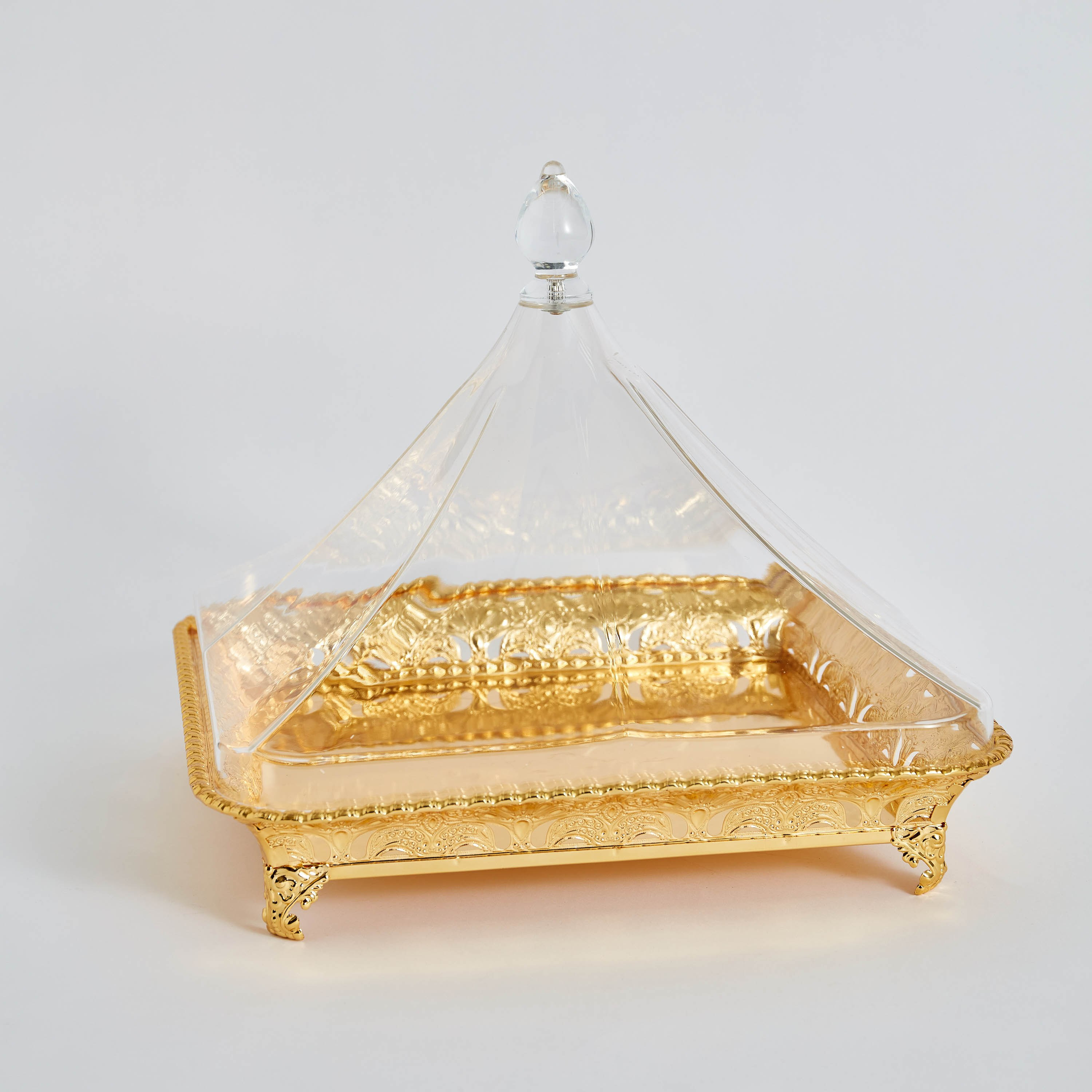 صحن تقديم مربع ذهبي بغطاء أكريليك من تريندي-hbxdecorandfurnishings-tabletop-serveware-image-6
