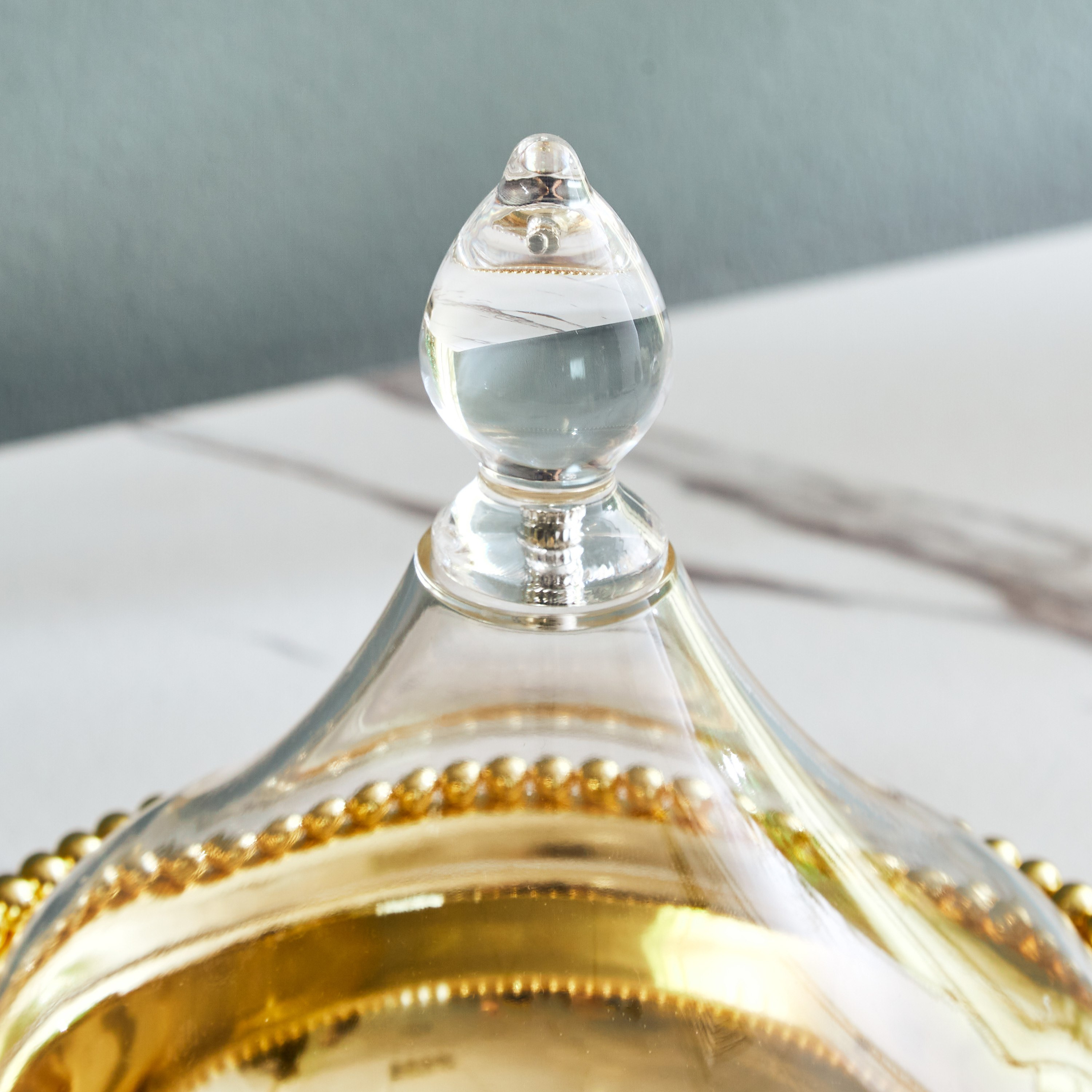Trendy Round Serving Bowl with Acrylic Cover - 19.5 cm-hbxdecorandfurnishings-tabletop-serveware-image-3
