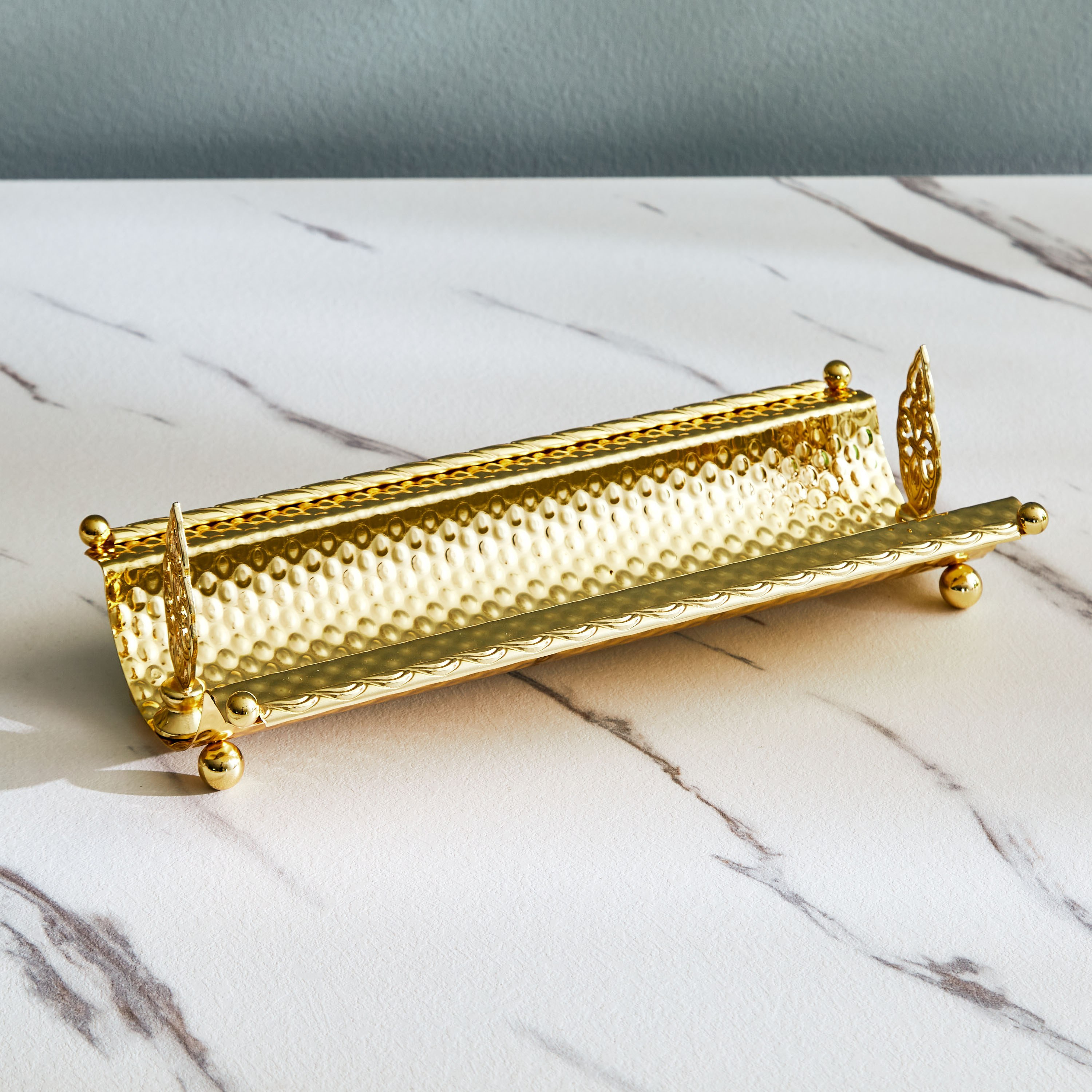 Trendy Gold Rectangular Metal Serving Platter - 28 cm-hbxdecorandfurnishings-tabletop-serveware-image-2