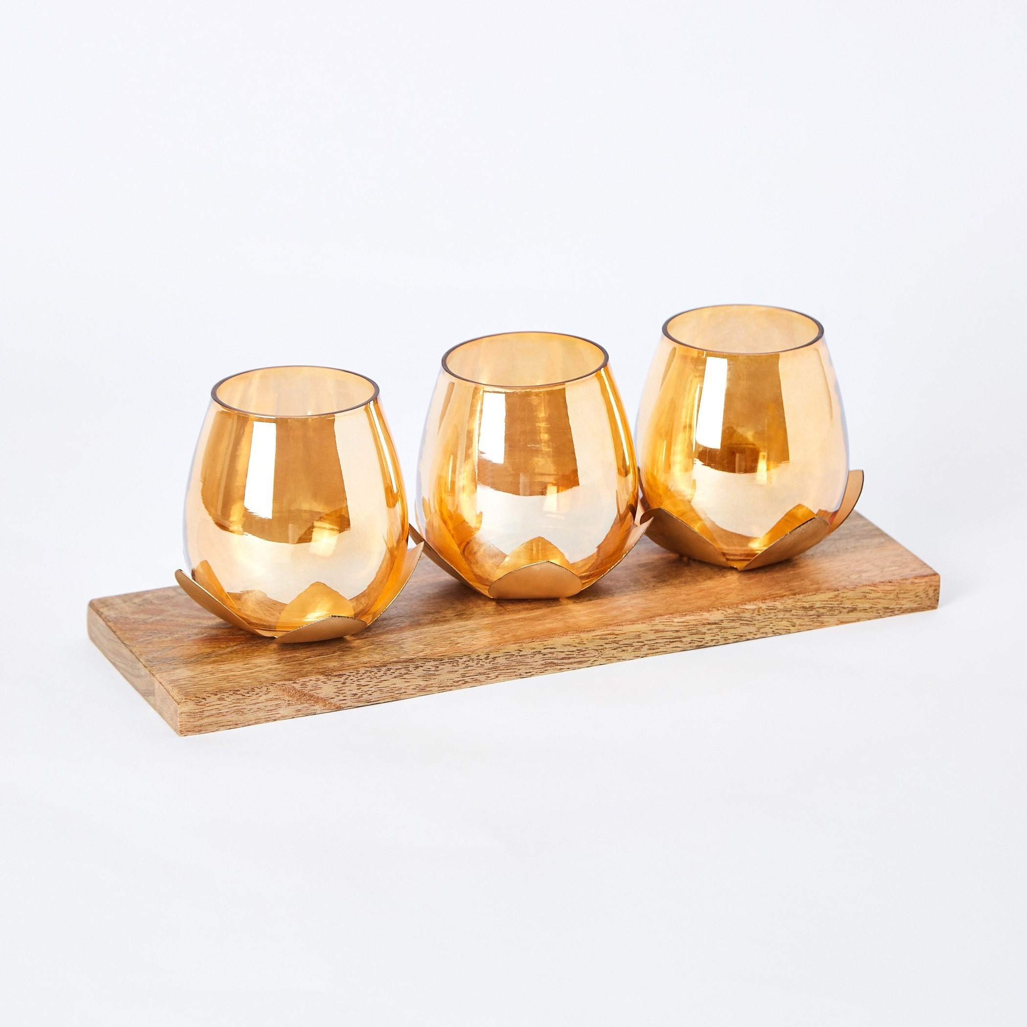 حامل شموع فوتيف صغيرة 3 قطع بقاعدة خشبية من سمرقند- 11x6x6 سم-hbxlivingroom-decorandaccessories-candleholders-image-6