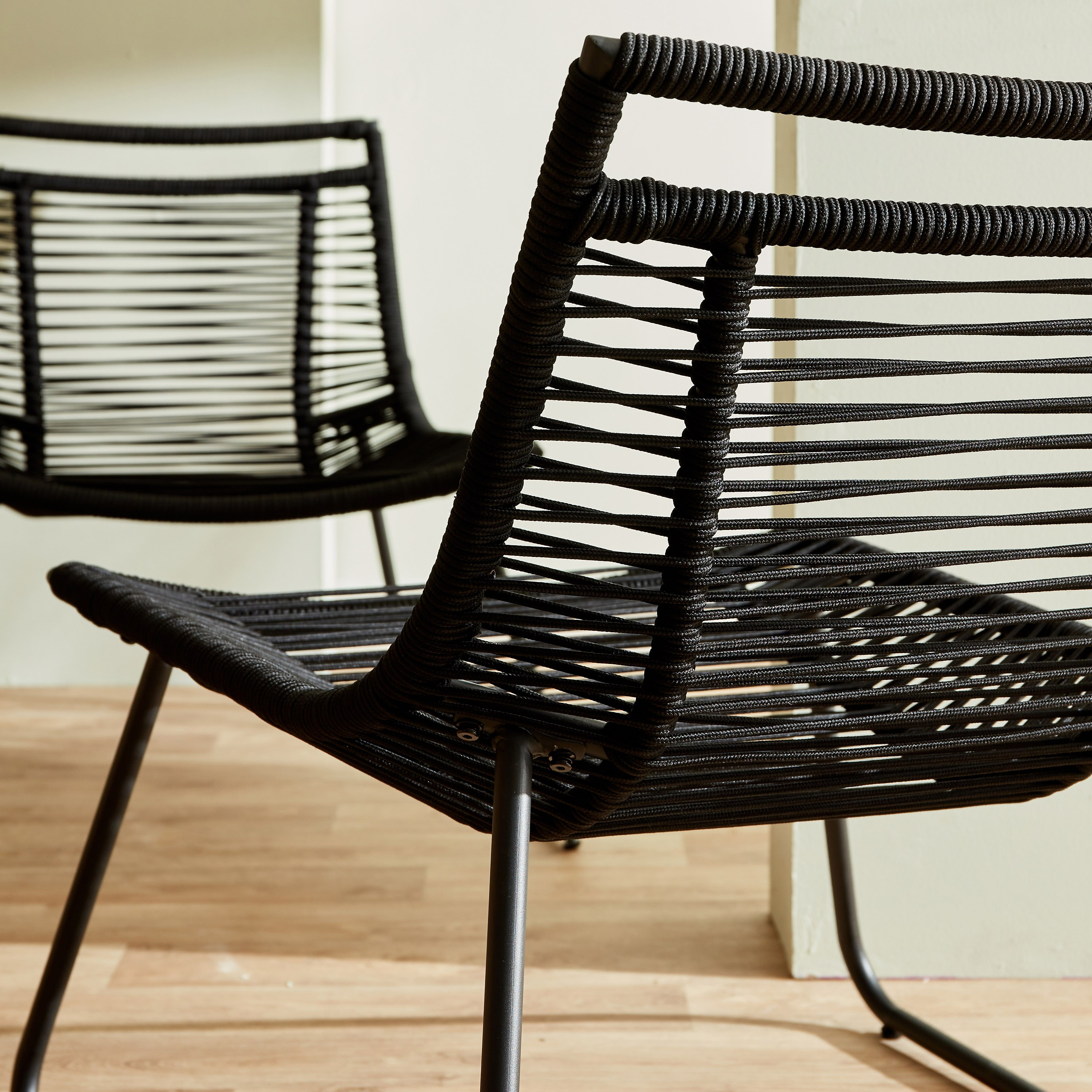 طقم طاولة مقعدين مع كراسي للجلسات الخارجية من ريمي-hbxfurniture-outdoor-diningsets-image-6