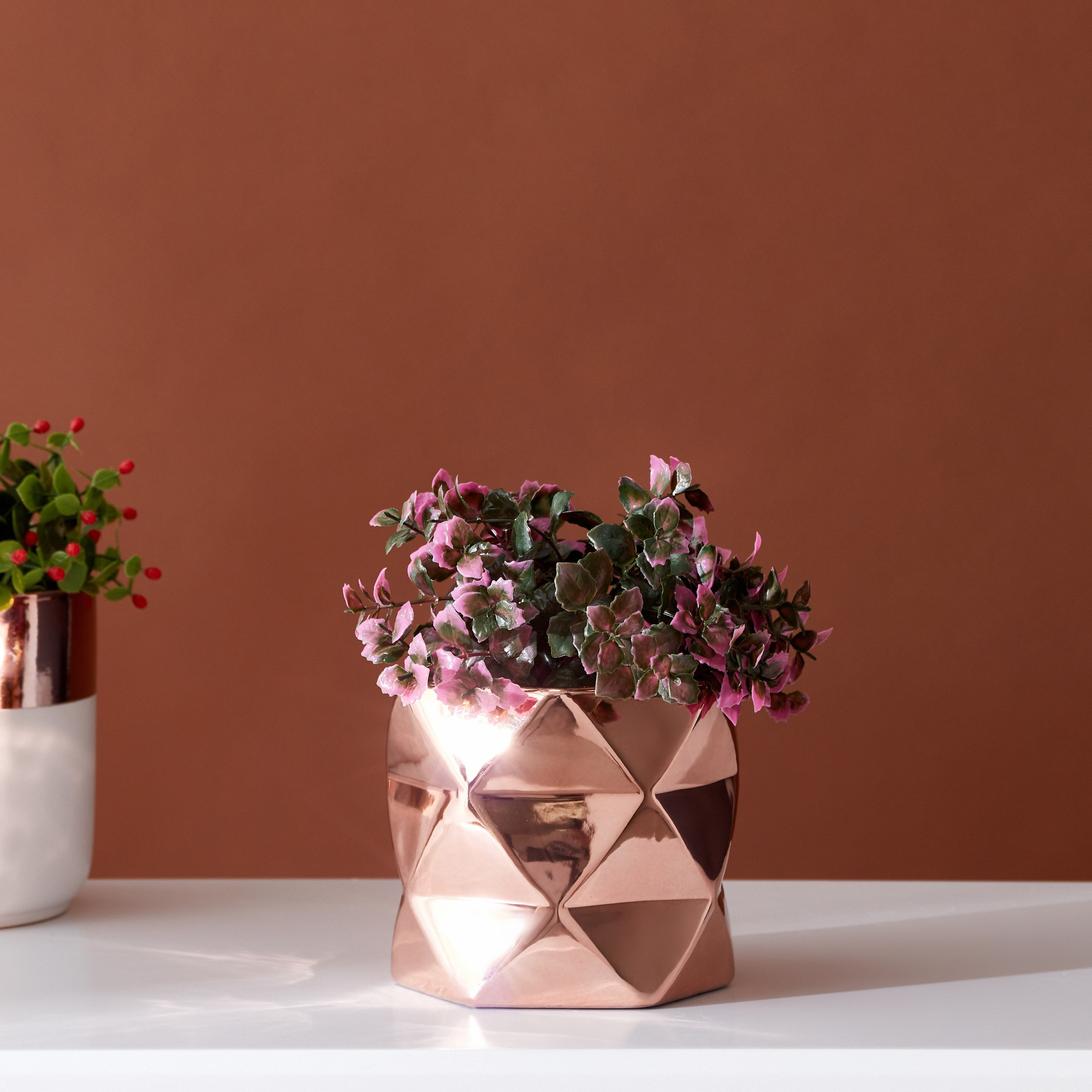 مزهرية سيراميك أسطوانية من تيريون - 13x13x15 سم-hbxbedroom-decorandaccessories-vases-image-2