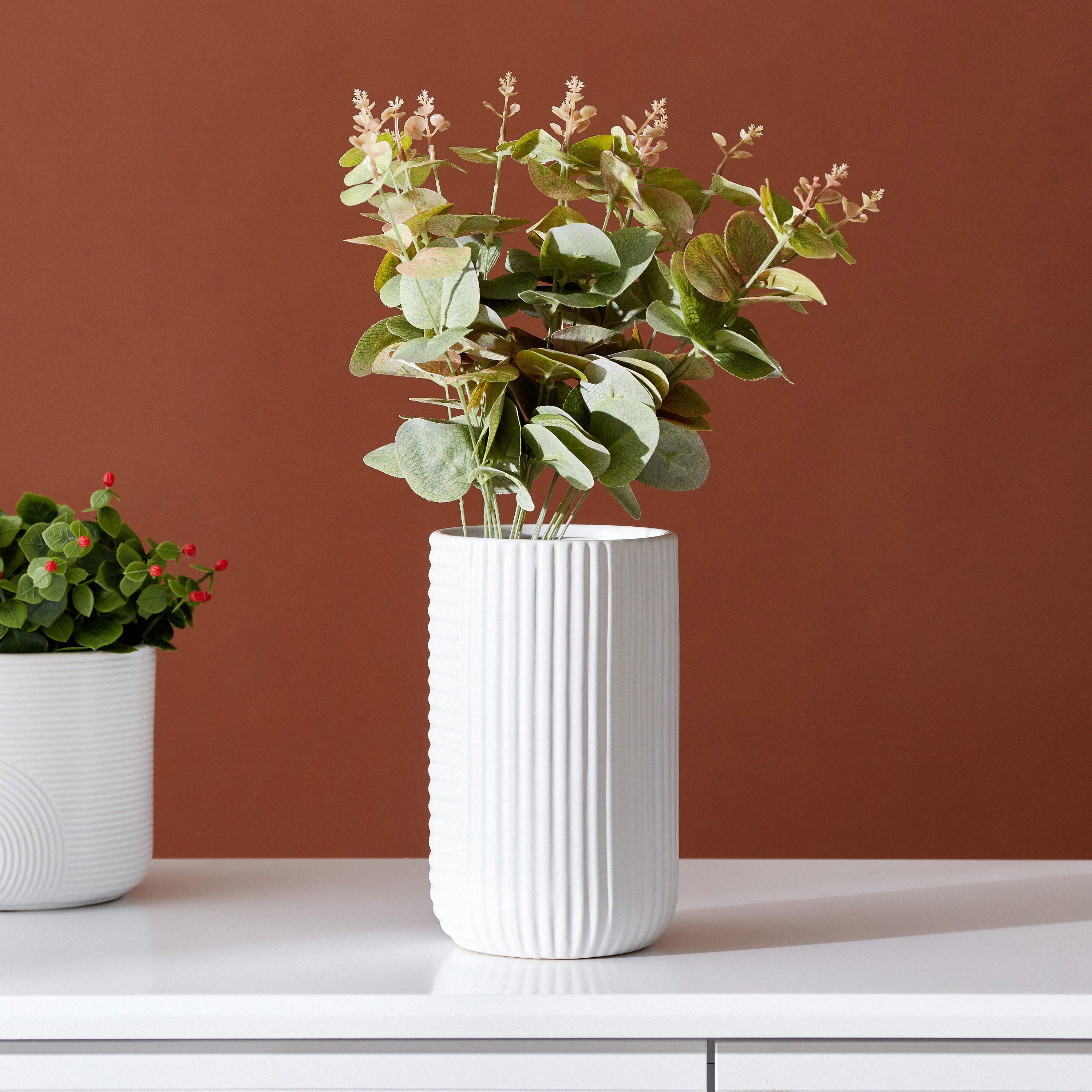 مزهرية سيراميك مضلعة من تيريون - 12x12x20 سم-hbxbedroom-decorandaccessories-vases-image-2