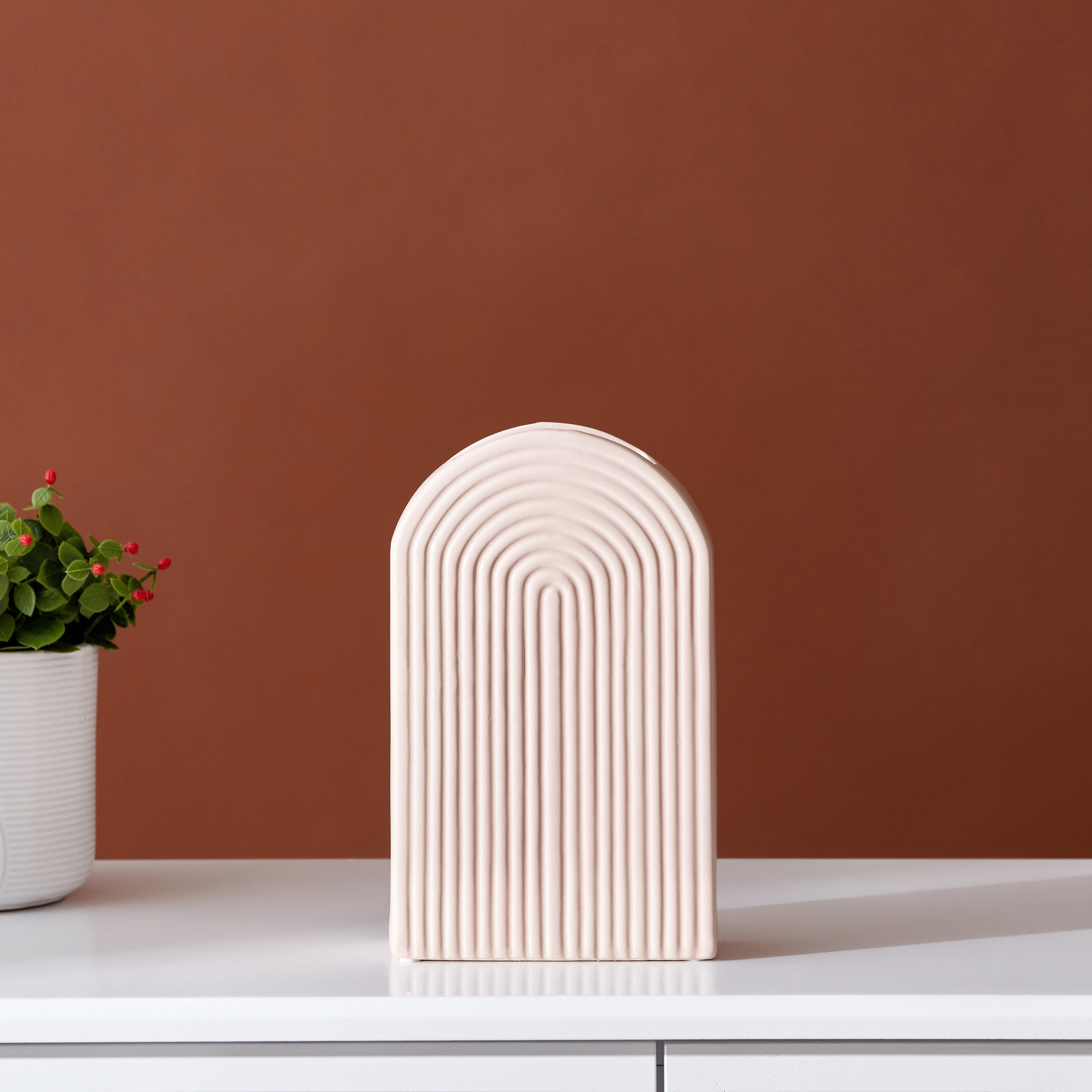 Tyrion Ceramic Ribbed Circle Vase - 18x9x20 cm-hbxbedroom-decorandaccessories-vases-image-1