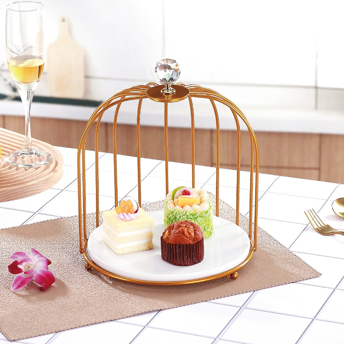 صحن تقديم بحامل معدني من فيست - 20 سم-hbxdecorandfurnishings-tabletop-serveware-image-1