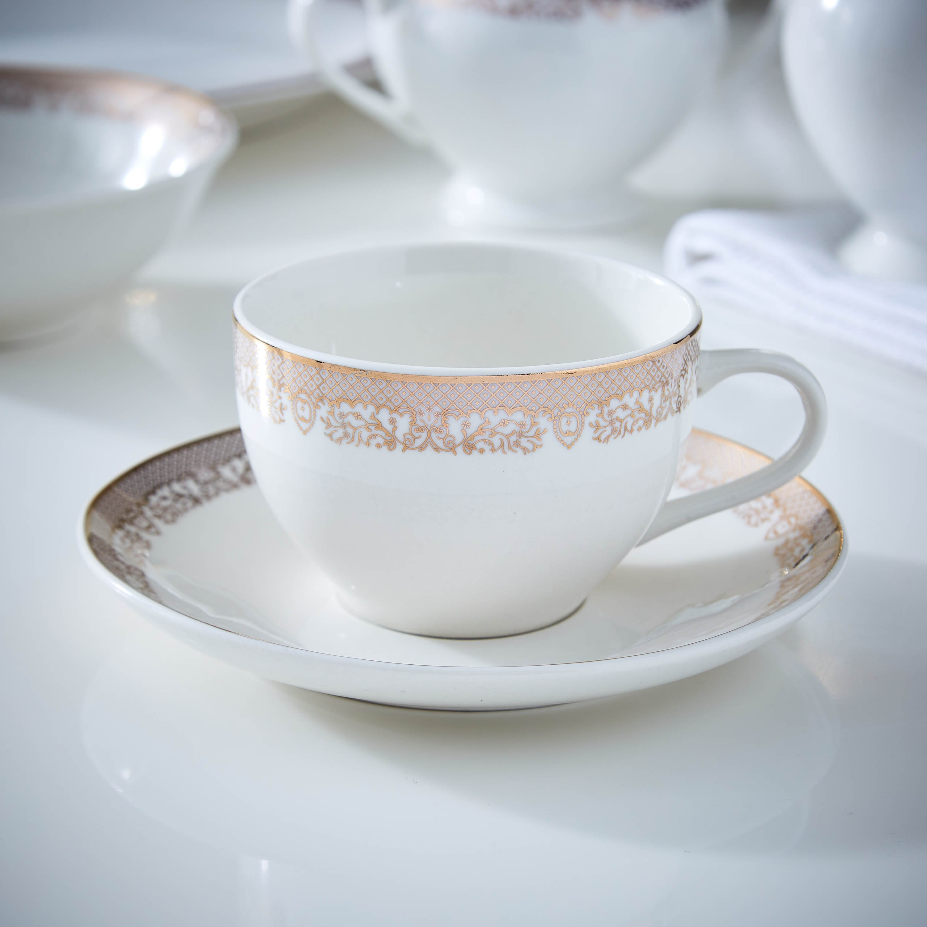 طقم عشاء 47 قطعة من الخزف الصيني جايد من فيست - 8 أشخاص-hbxhomeware-hbxkitchen-image-8