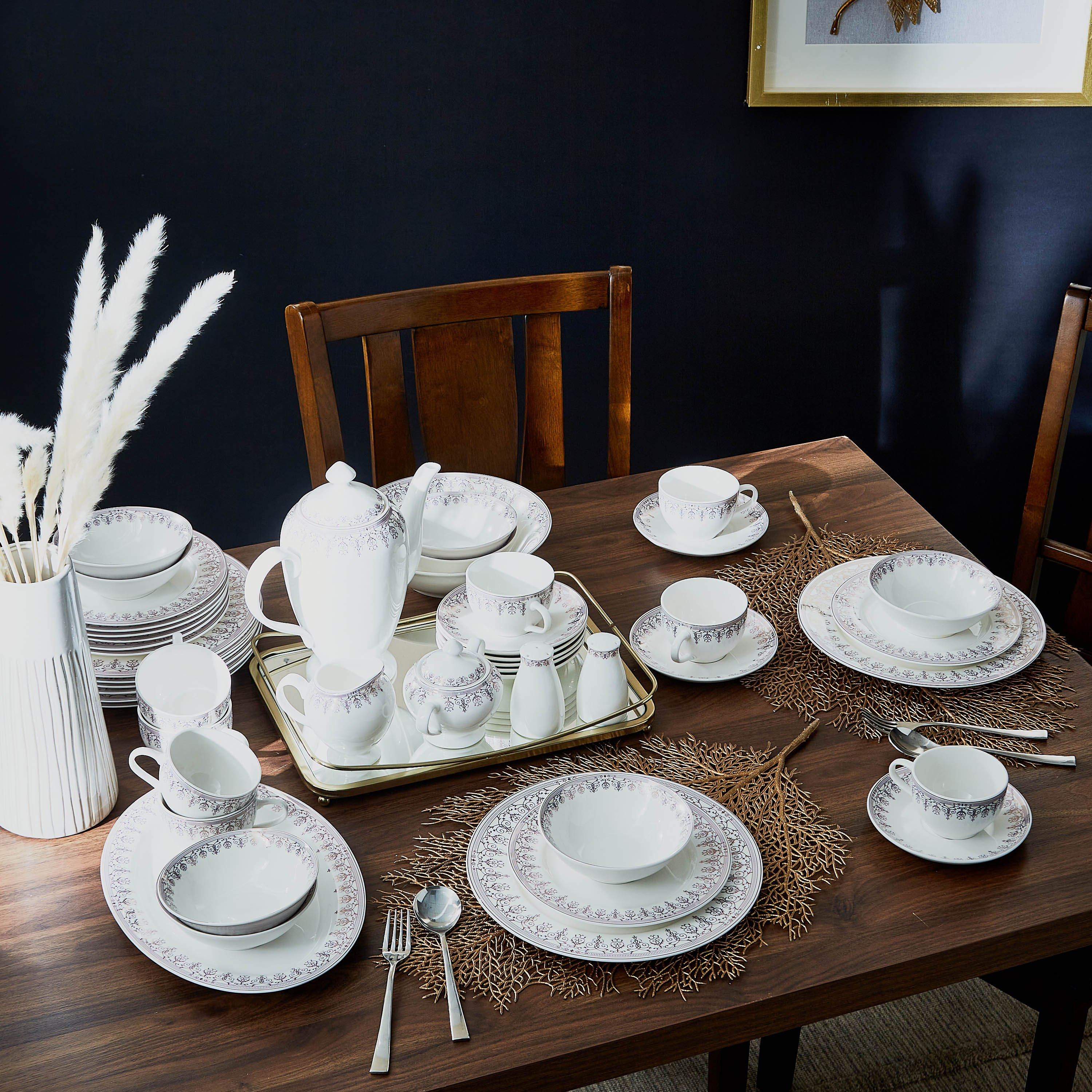طقم عشاء 47 قطعة من الخزف الصيني ريجينت من فيست - 8 أشخاص-hbxhomeware-hbxkitchen-image-1