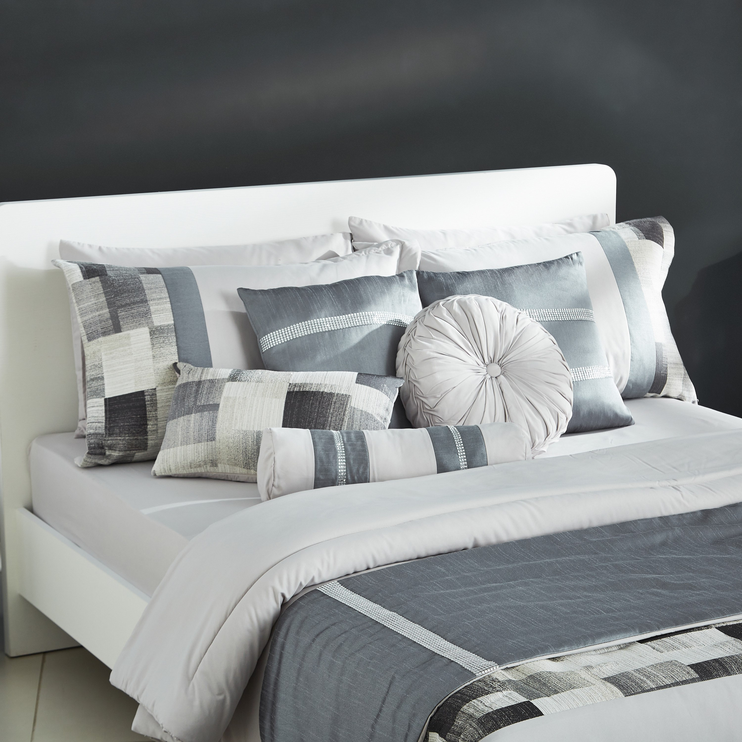 Nolan 12-Piece Super King Jacquard BIAB Comforter Set - 240x240 cm-PROMO_HB_AE_B1G1_250925-image-3
