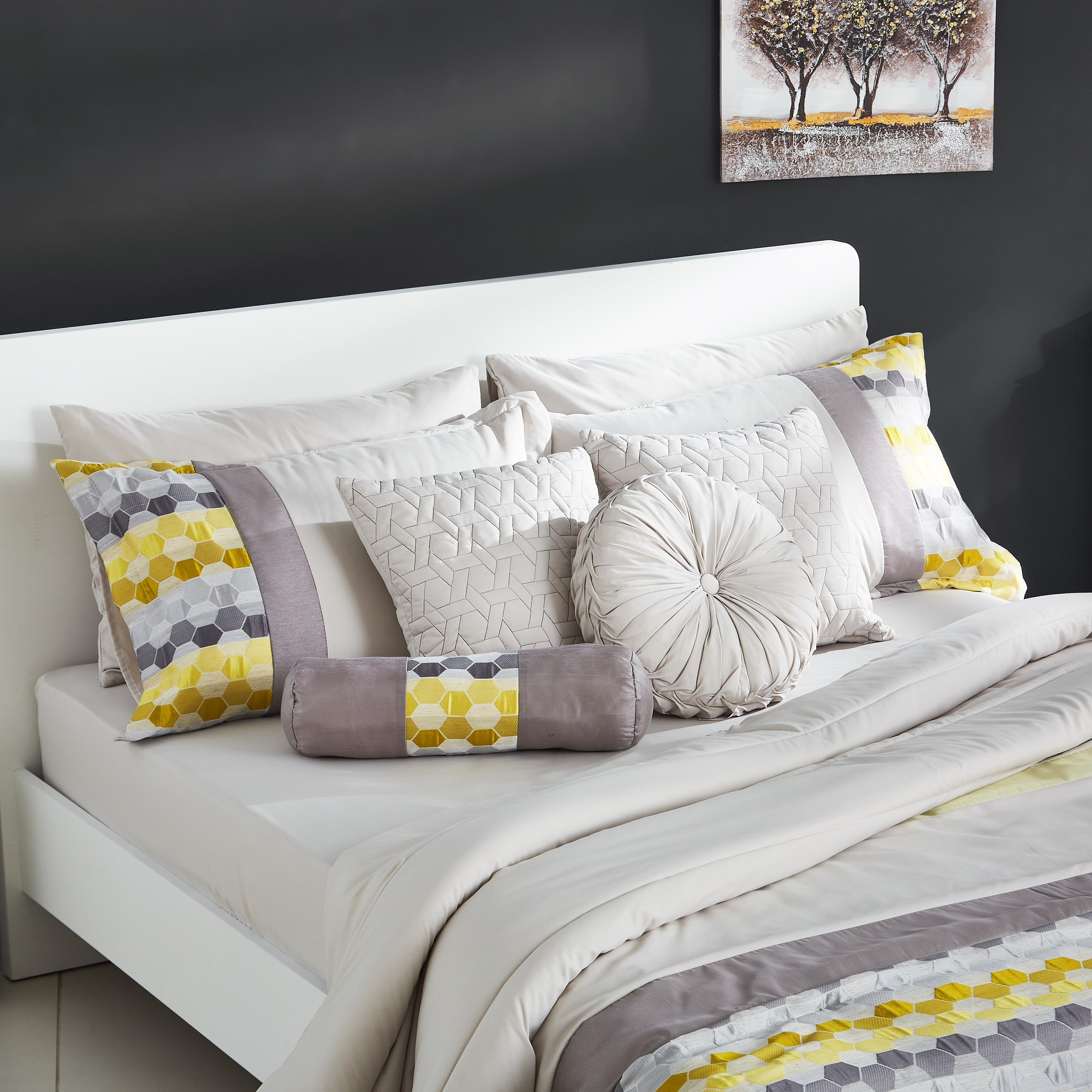 طقم لحاف كينج جاكارد 10 قطع من نولان - 220x240 سم-hbxhomeware-hbxdecorandfurnishings-image-3