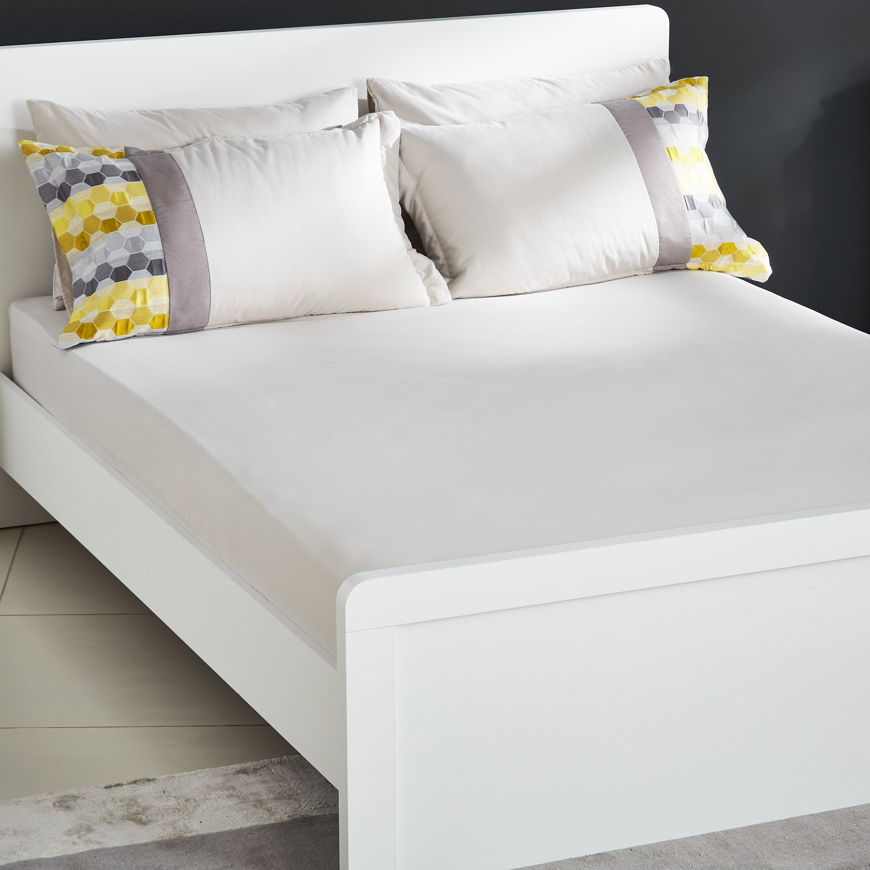 طقم لحاف كينج جاكارد 10 قطع من نولان - 220x240 سم-hbxhomeware-hbxdecorandfurnishings-image-4
