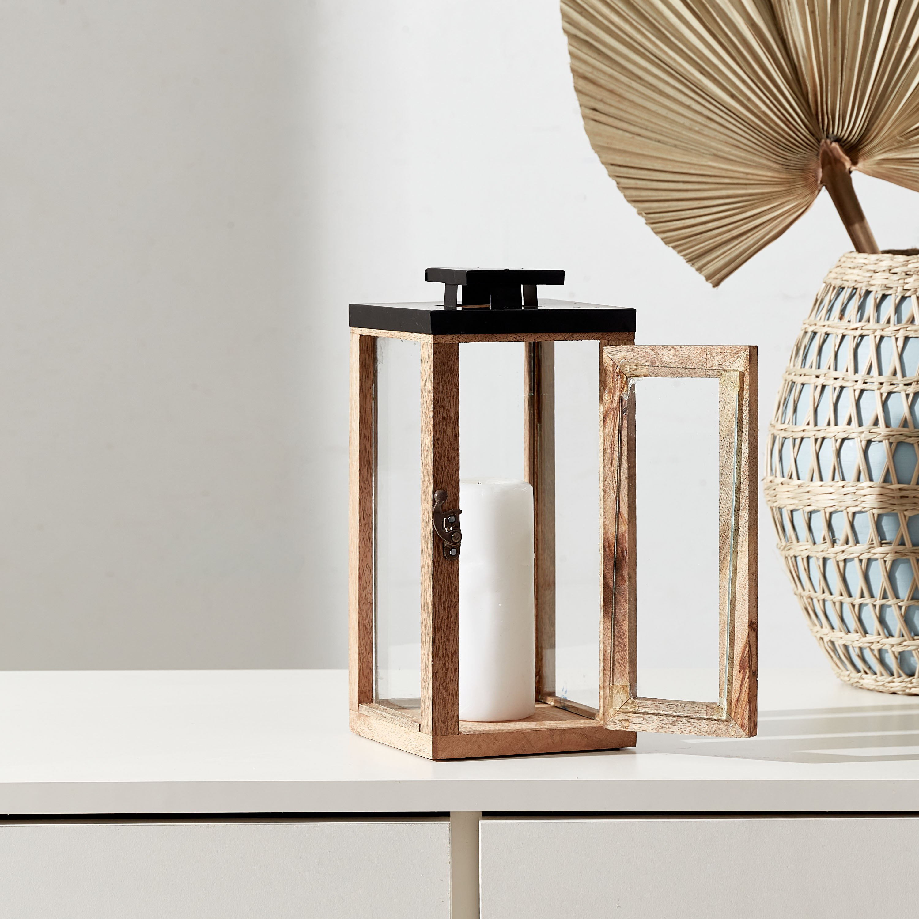 فانوس خشبي من زين - 25.5x12.5x12.5 سم-hbxdecorandfurnishings-homeaccessories-lanterns-image-2