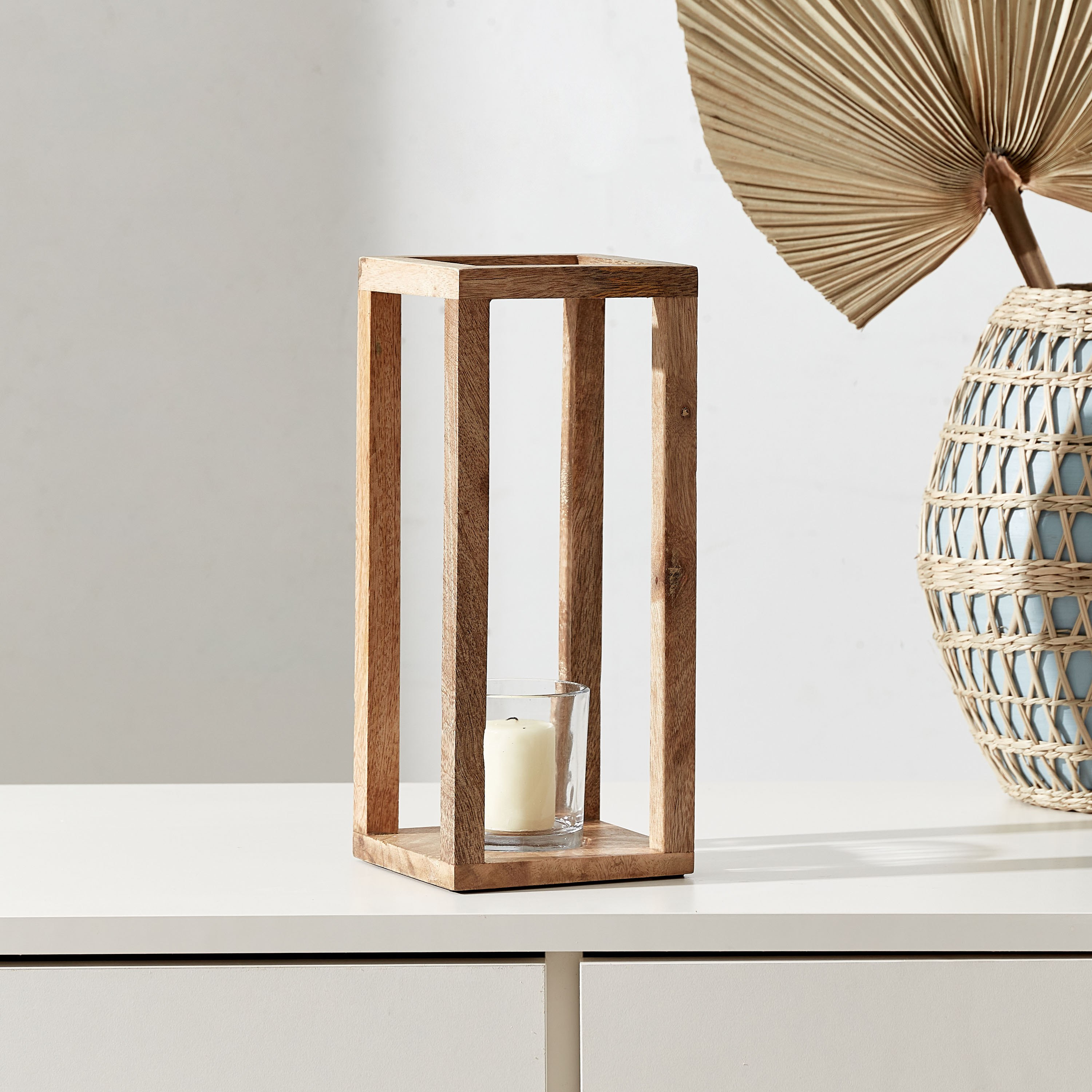 فانوس بإطار خشبي من زين - 30x12.5x12.5 سم-hbxdecorandfurnishings-homeaccessories-lanterns-image-1