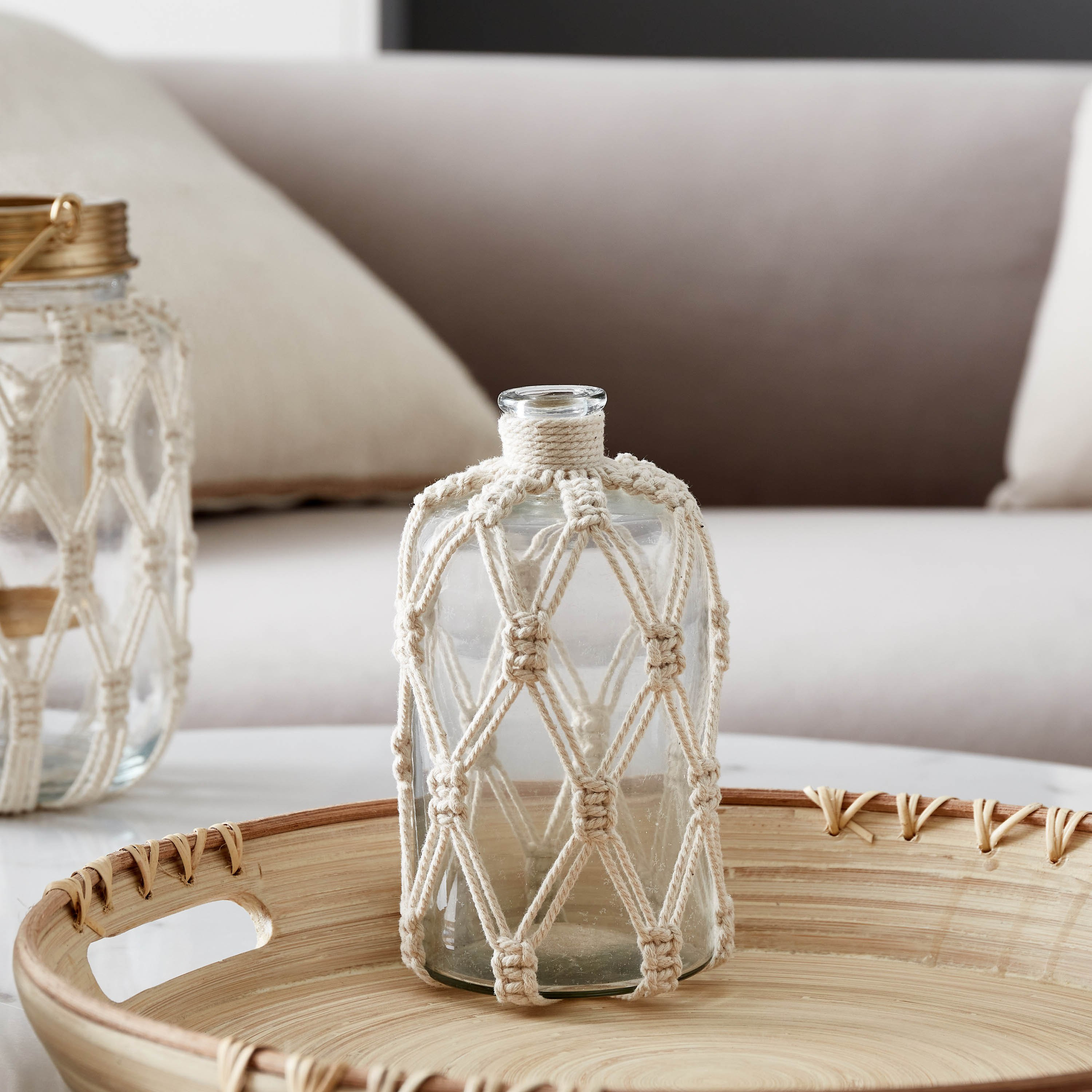 مزهريّة زجاجيّة من بوهو - 10x10x20 سم-hbxbedroom-decorandaccessories-vases-image-2