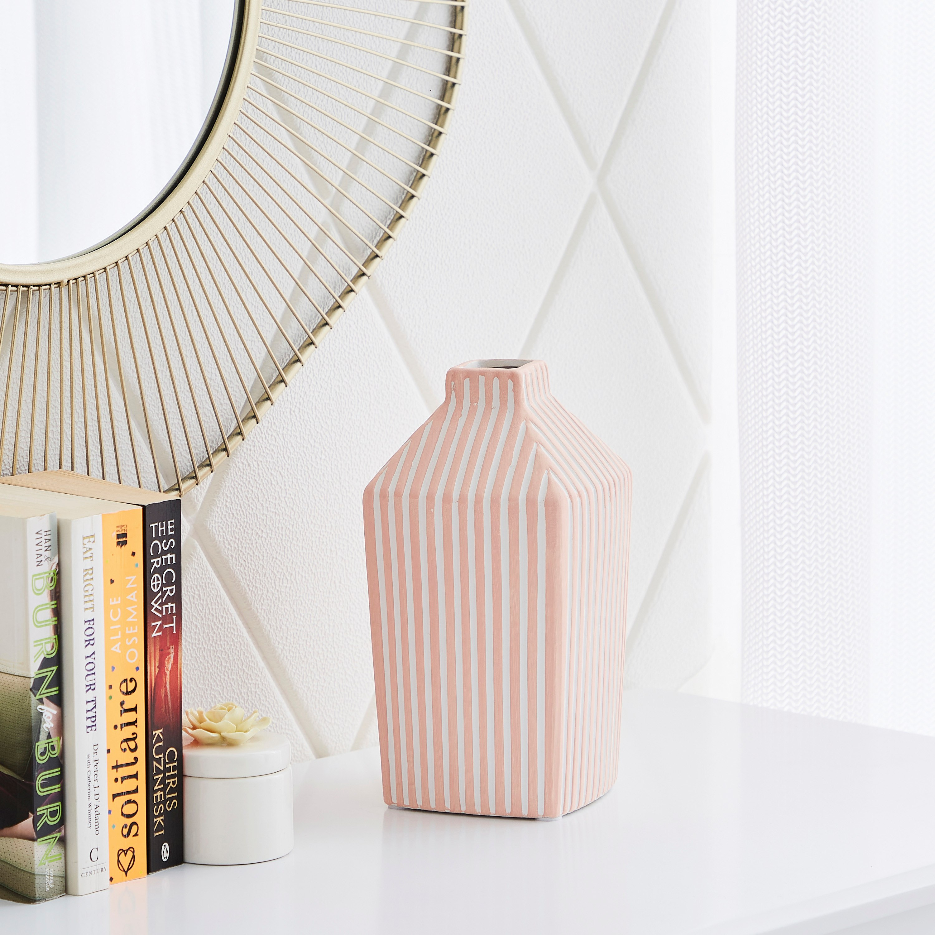 مزهرية سيراميك هندسية من سكايلار - 14x14x25 سم-hbxbedroom-decorandaccessories-vases-image-2