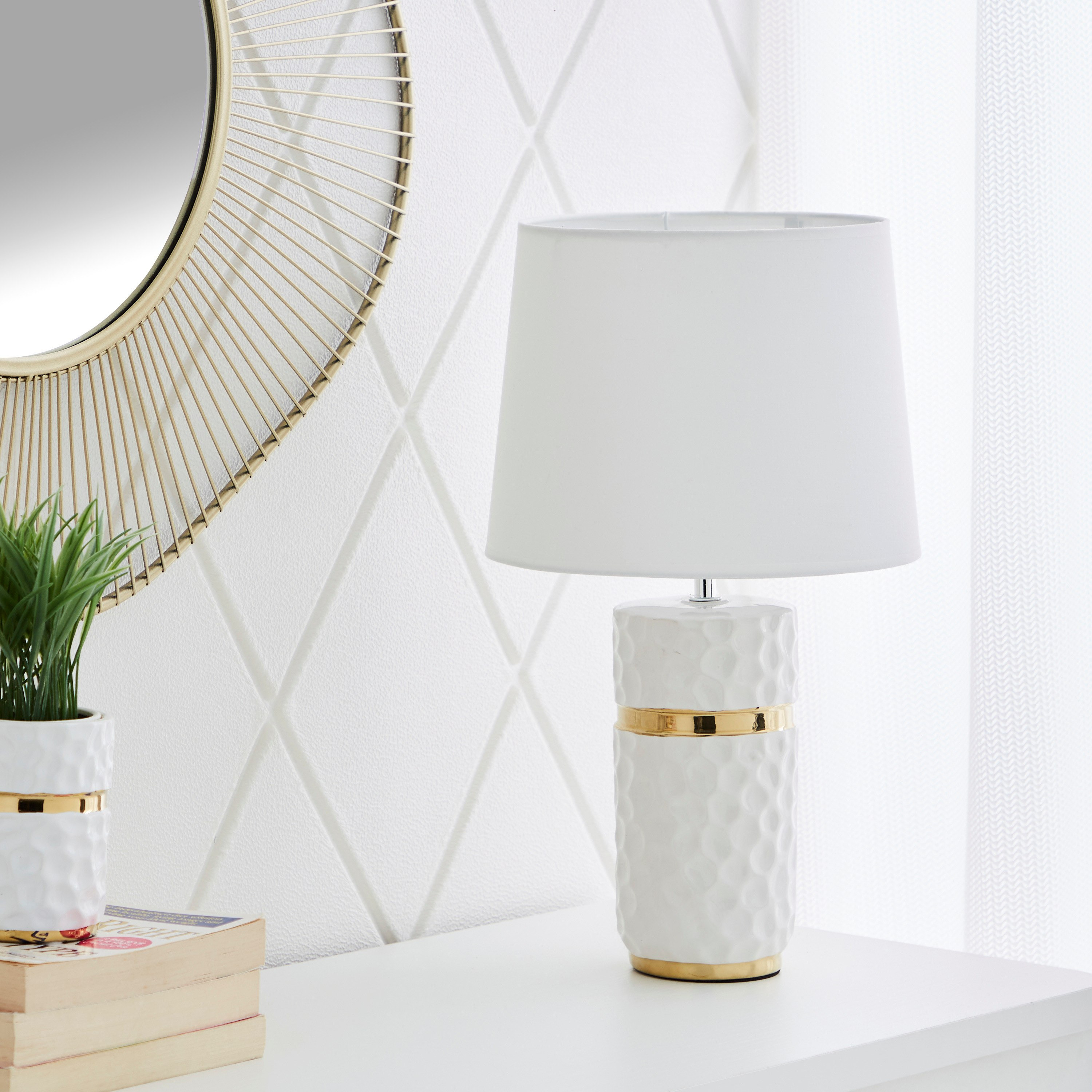 مصباح طاولة سيراميك أسطواني بارز الملمس من سكايلر - 27x27x42 سم-hbxlivingroom-lighting-tablelamps-image-1