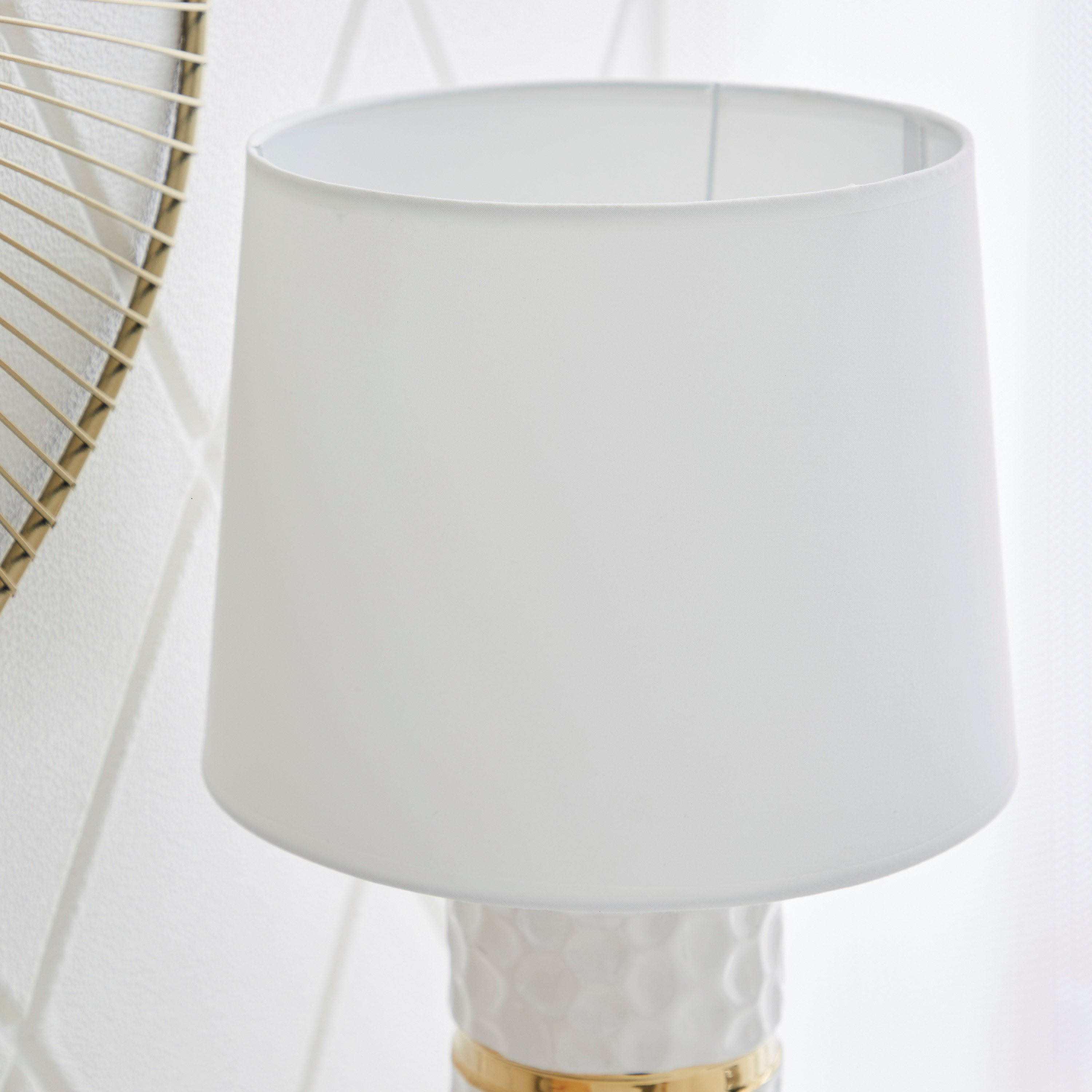 مصباح طاولة سيراميك أسطواني بارز الملمس من سكايلر - 27x27x42 سم-hbxlivingroom-lighting-tablelamps-image-3