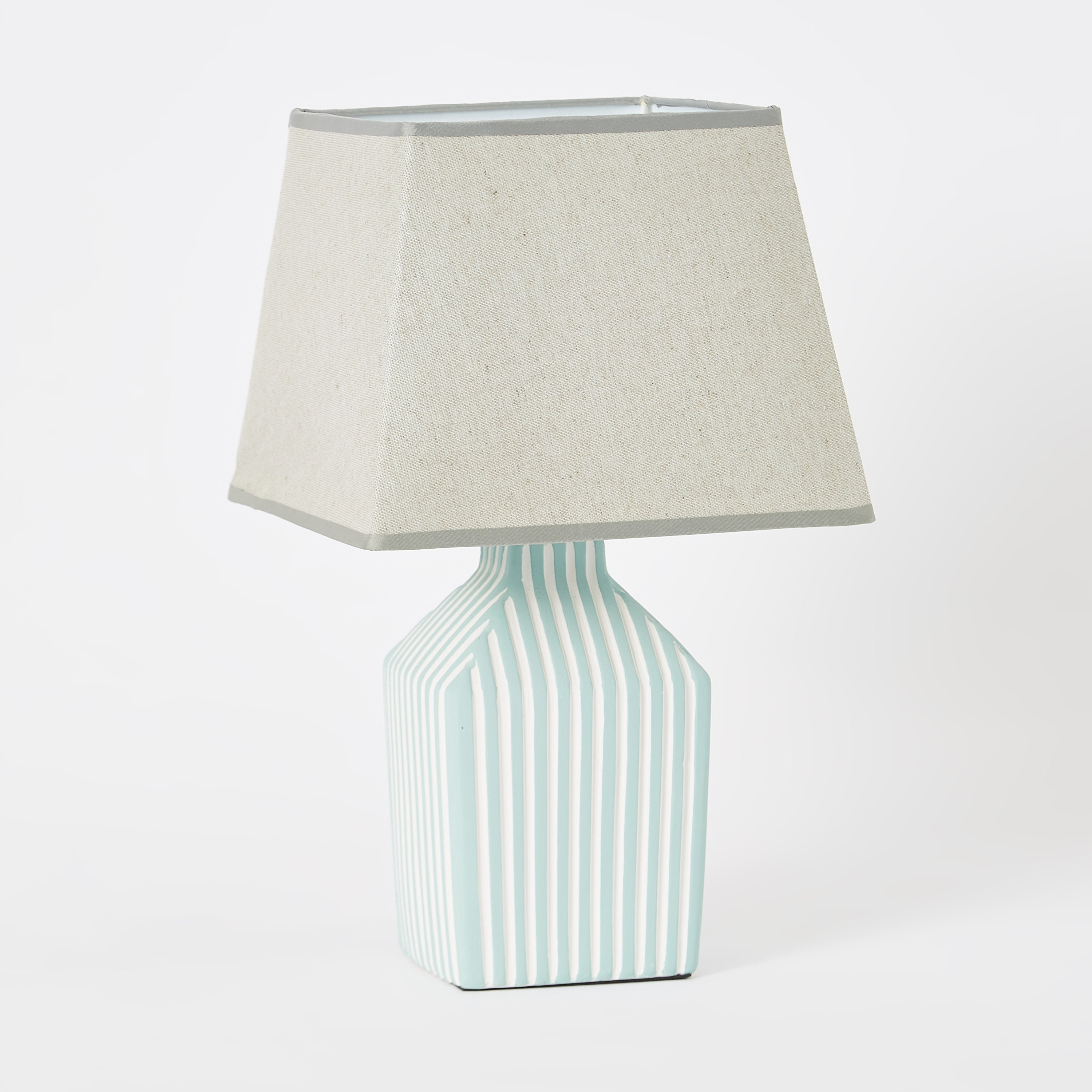 مصباح طاولة بقاعدة سيراميك مضلعة من سكايلار - 23x23x38 سم-hbxlivingroom-lighting-tablelamps-image-5