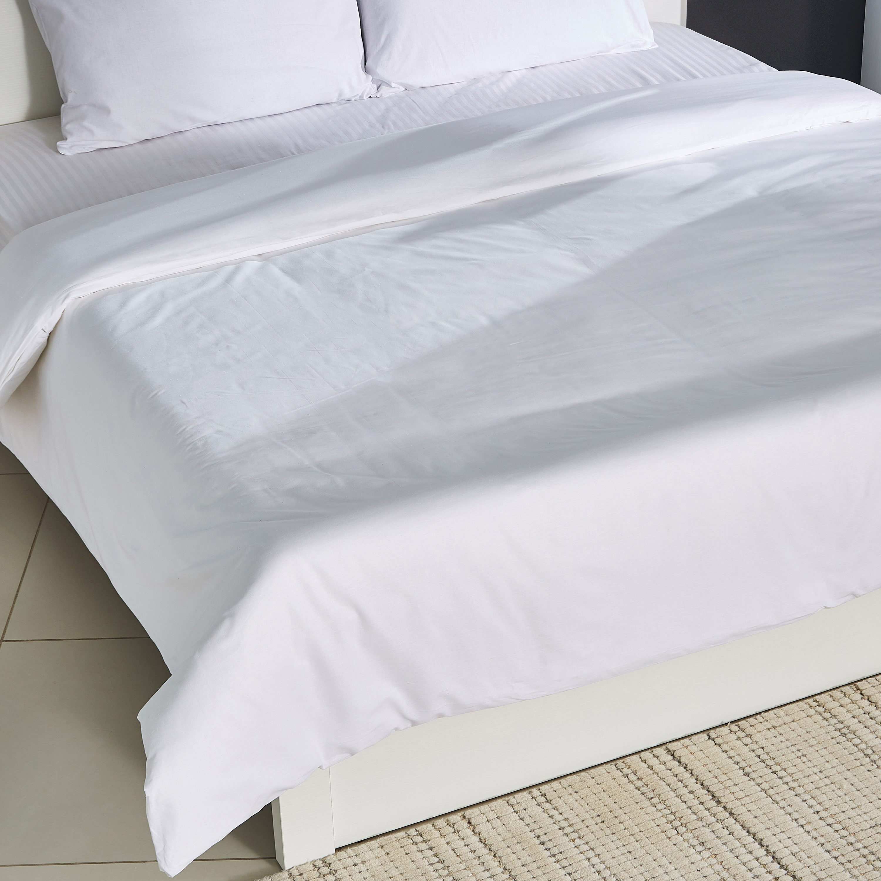 طقم غطاء لحاف قطن كوين كينج سادة 3 قطع من ويلينجتون - 220x220 سم-PROMO_HB_AE_B1G1_250925-image-2