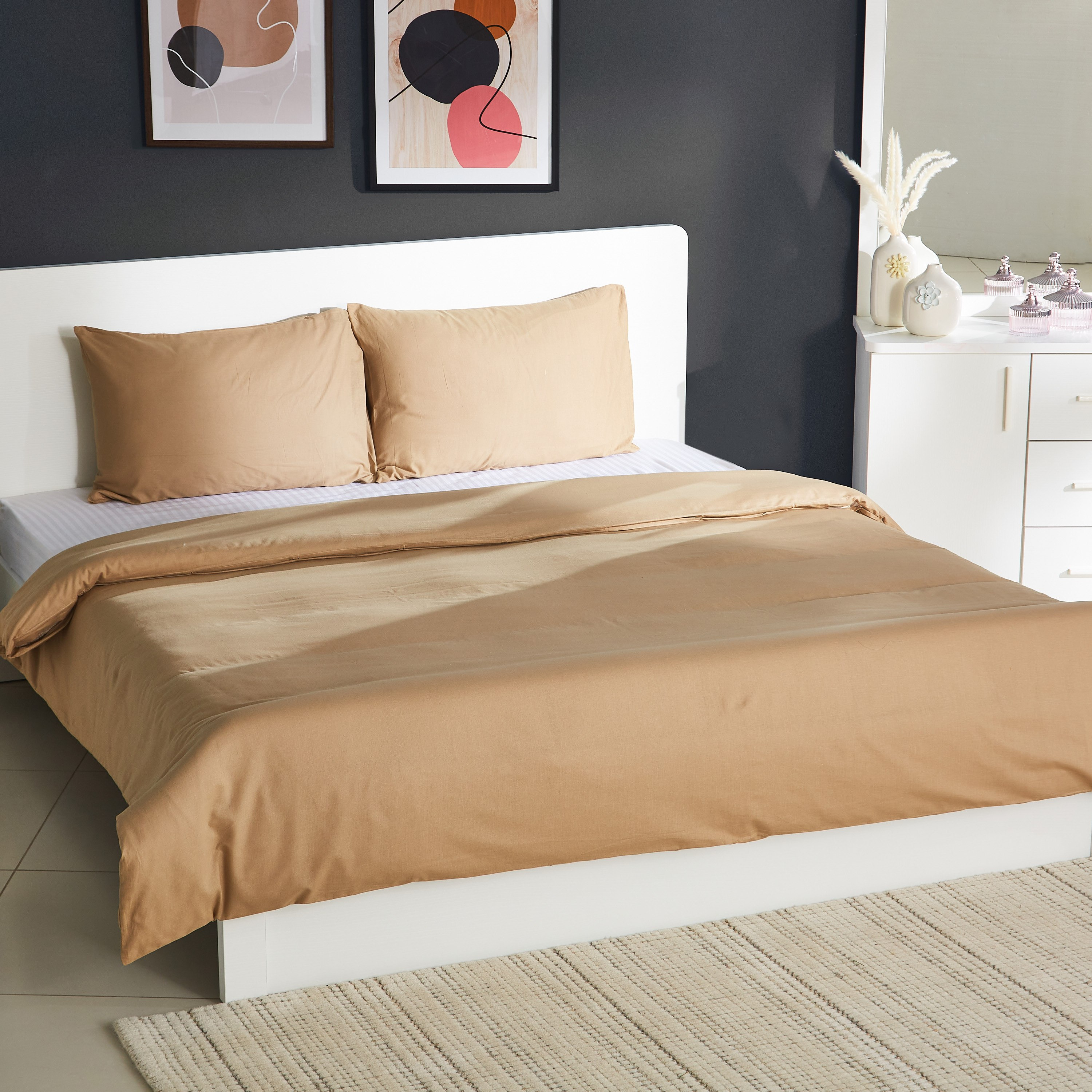 طقم غطاء لحاف قطن كوين سادة 3 قطع من ويلينجتون - 220x220 سم-hbxhomeware-hbxdecorandfurnishings-image-1