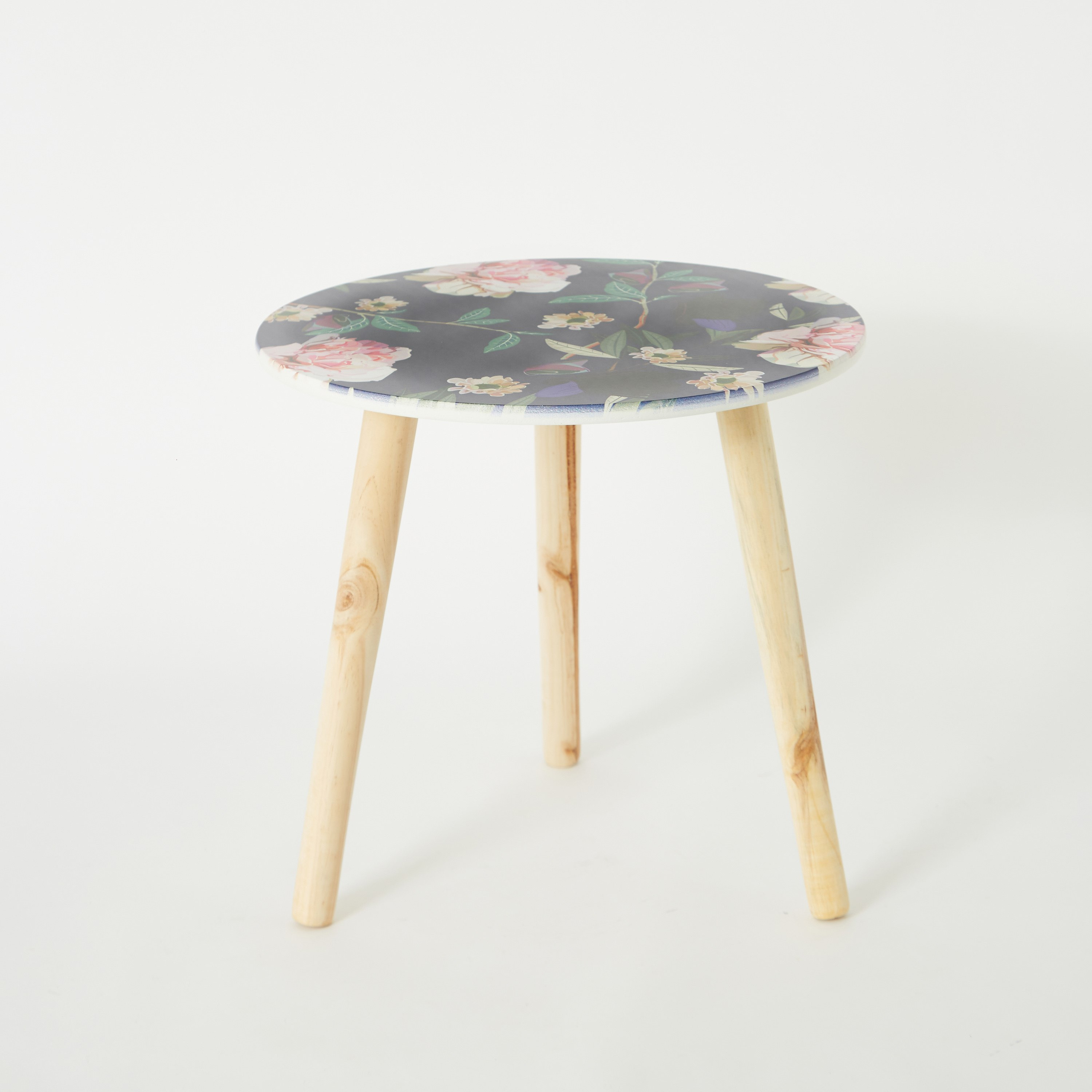 طاولة بملصقات أزهار من مينيرفا رينيه - 40x40x40 سم-hbxfurniture-livingroom-endtables-image-7