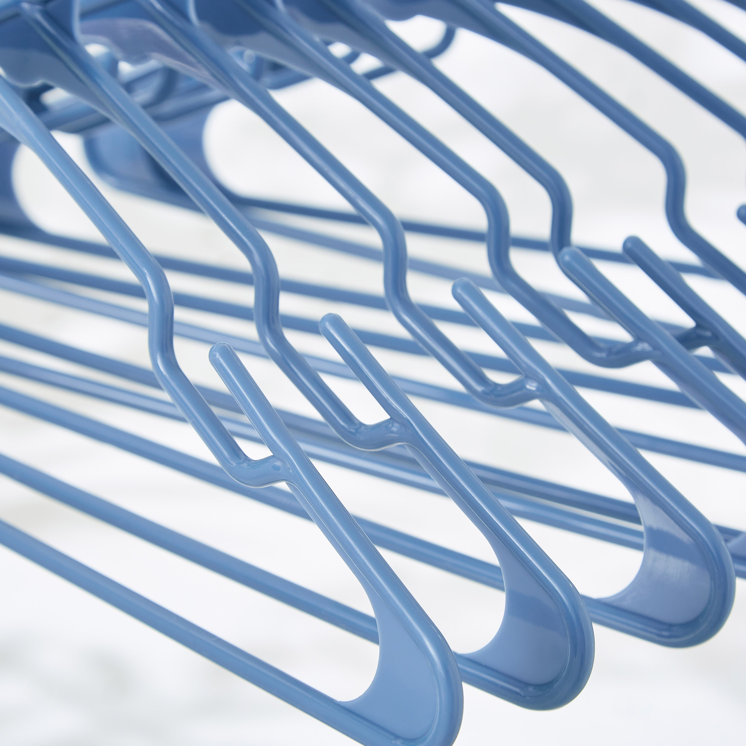 Keatite 10-Piece Plastic Hanger Set-hbxhomeware-bathandlaundry-clothesdryingracks-image-4
