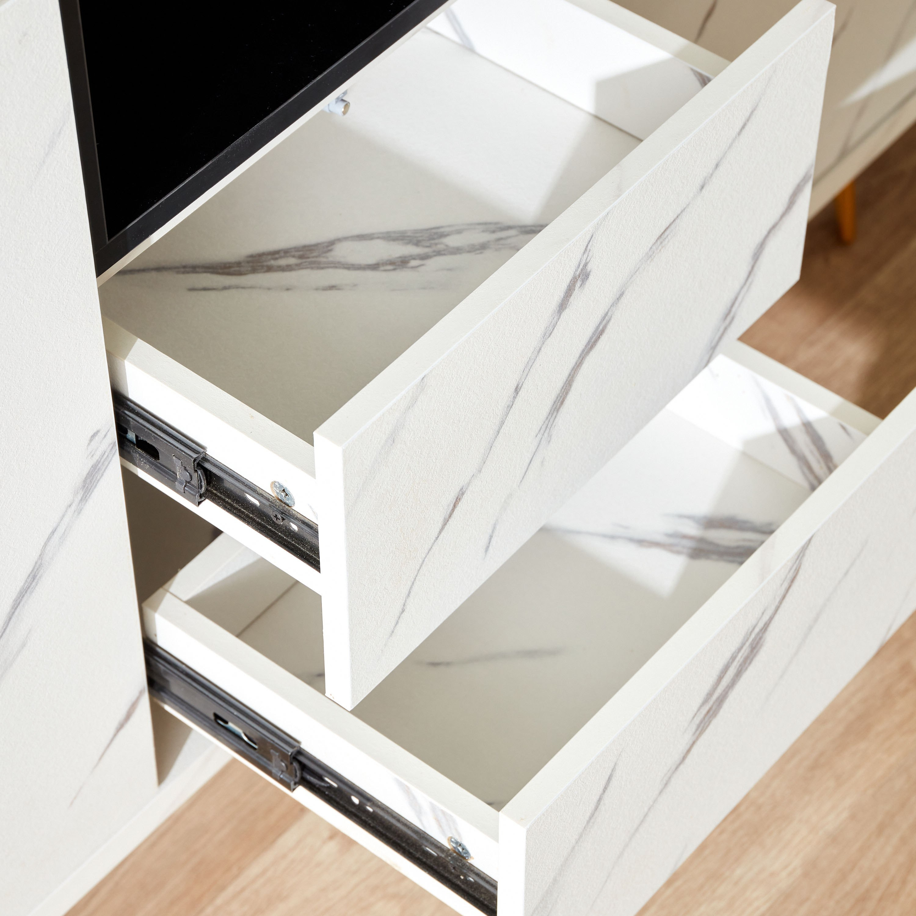 خزانة جانبية من سلوفينيا-hbxfurniture-diningroom-buffetsandsideboards-image-6