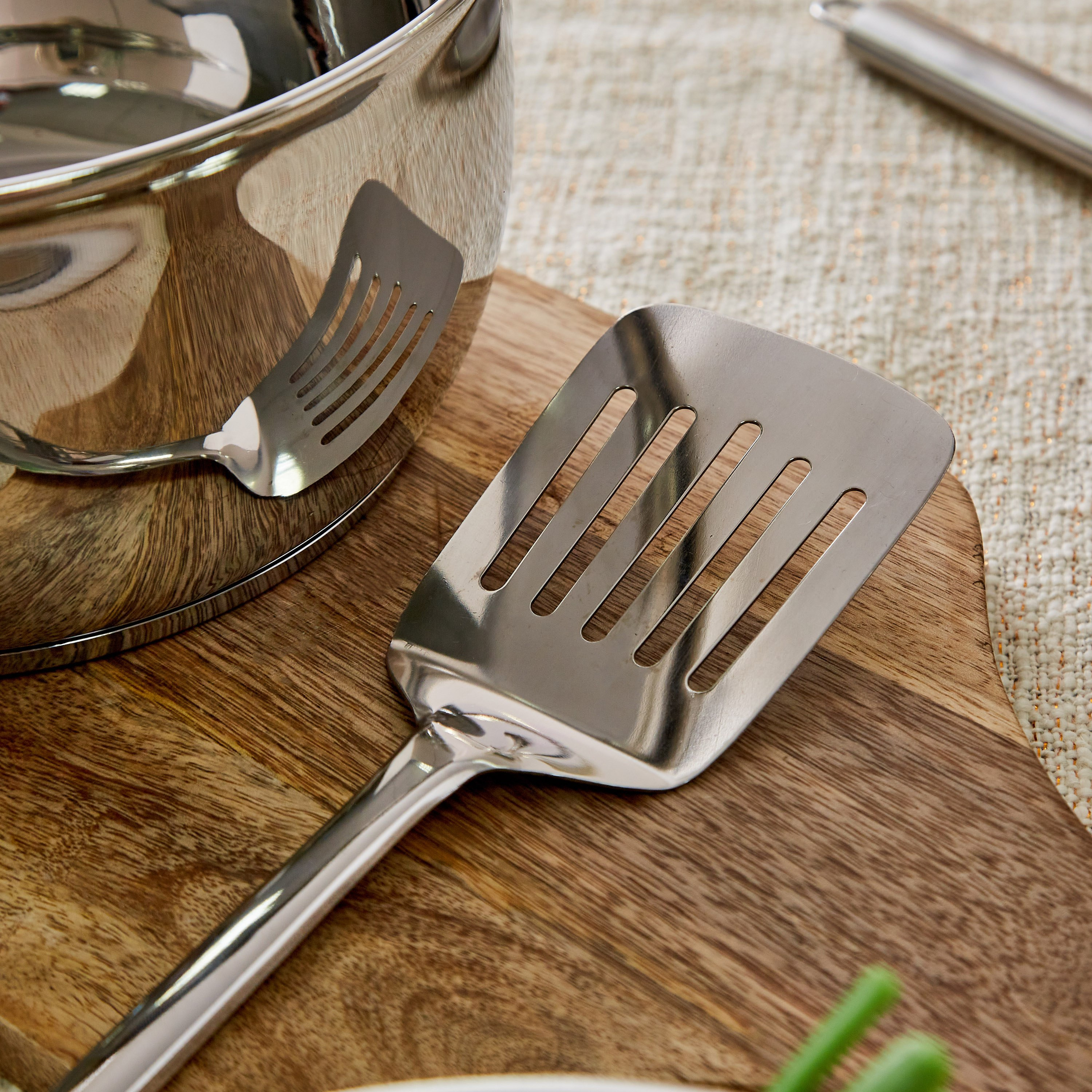طقم أواني طهي ستانليس ستيل بمقبض من فيستيف - 9 قطع-hbxkitchen-kitchenware-foodpreparation-image-4