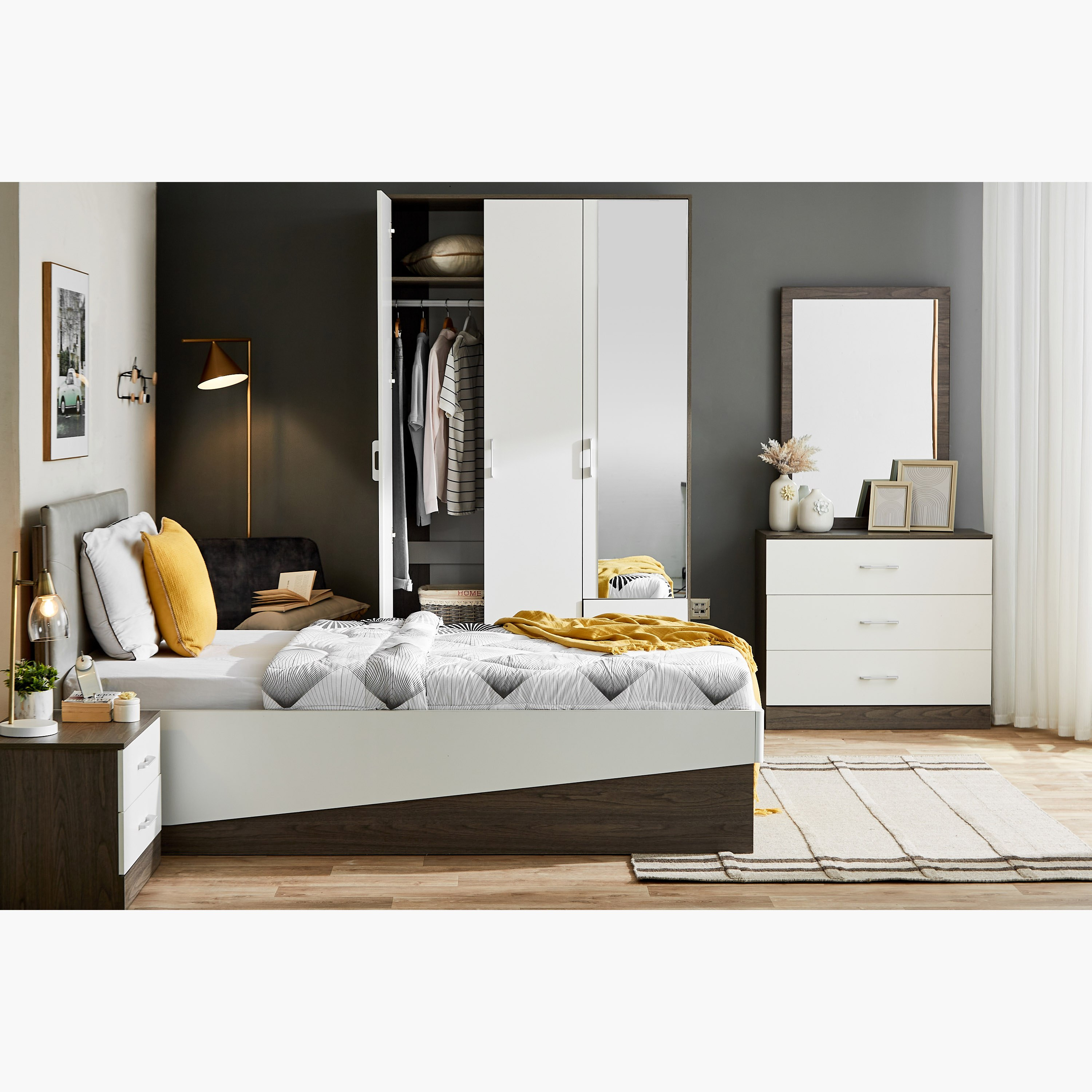 خزانة ملابس بـ 3أبواب ومرآة من زيجنا-hbxfurniture-wardrobes-image-12