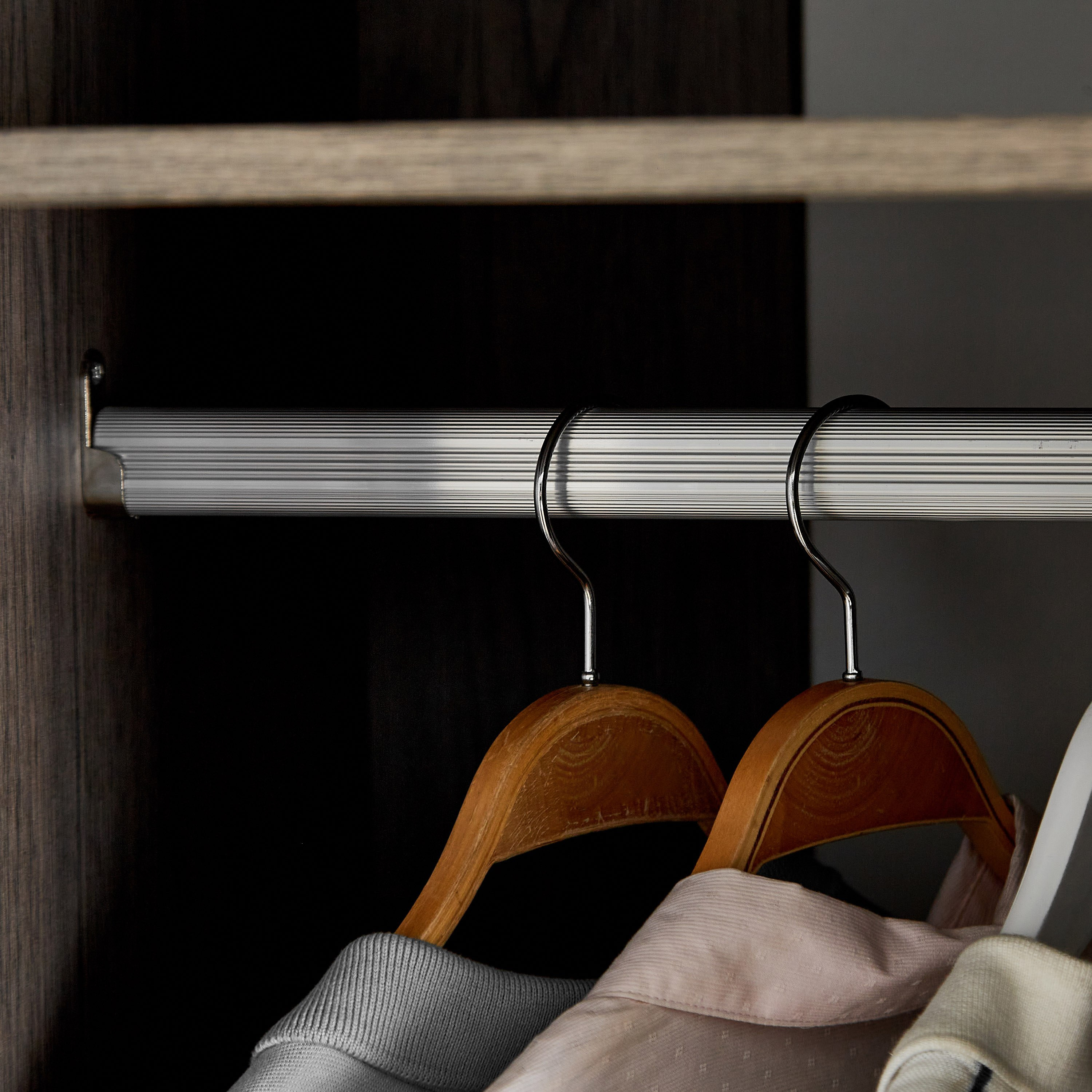 خزانة ملابس بـ 3أبواب ومرآة من زيجنا-hbxfurniture-wardrobes-image-5