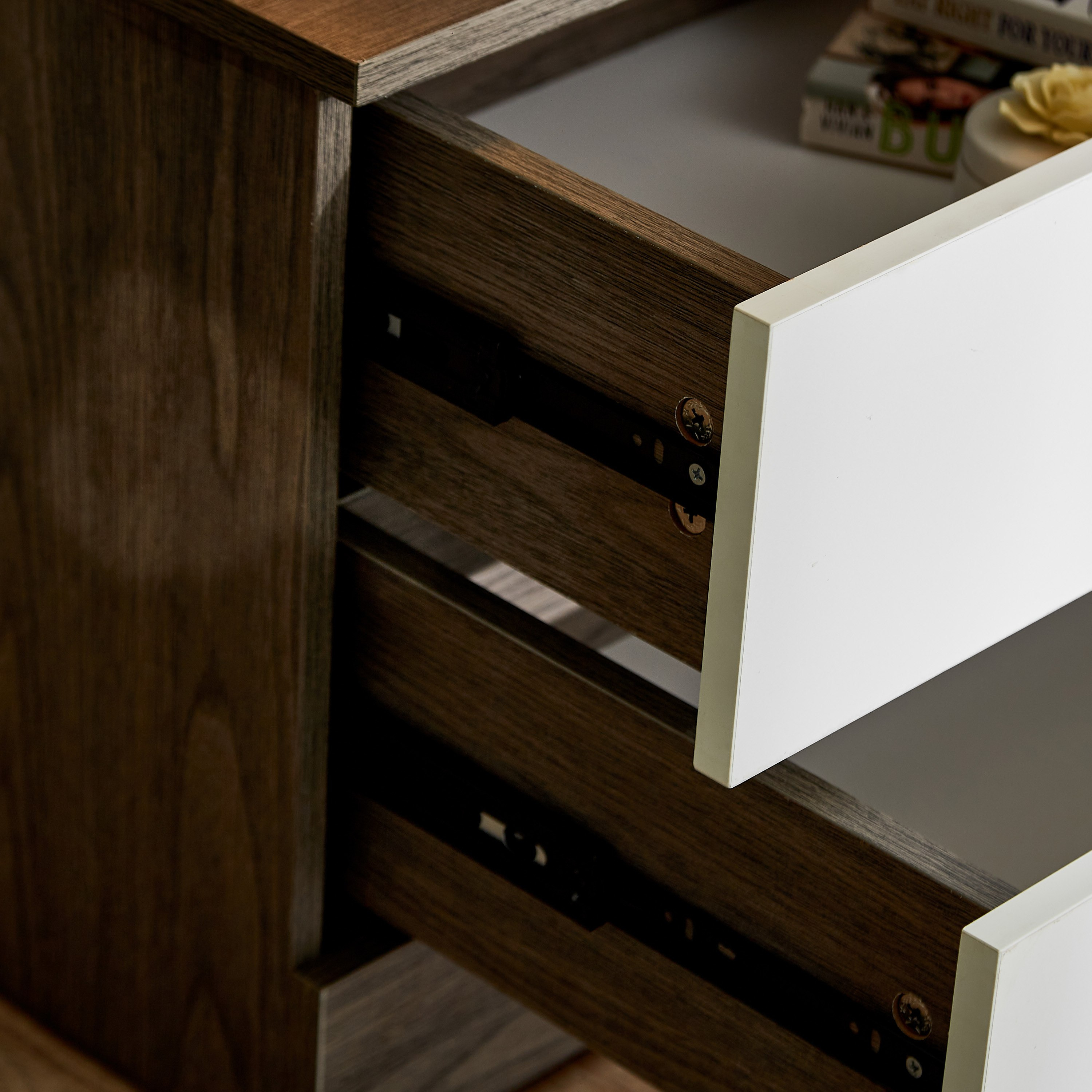 طاولة جانبية بدرجين من زيجنا-hbxkidsandyouth-nightstands-image-4