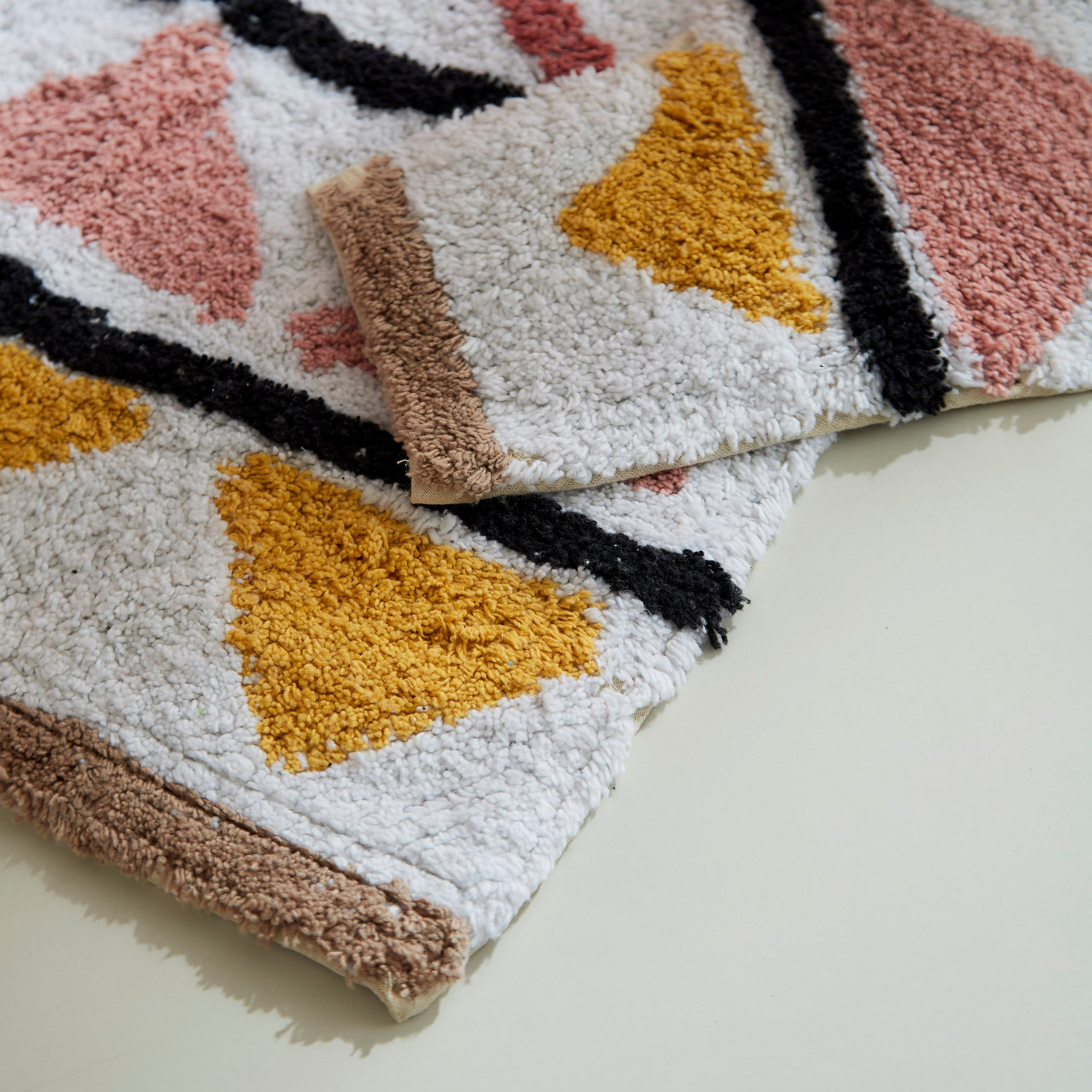 طقم سجادة حمام قطن قطعتين من أفا - 50x80 سم-hbxbedroom-floorcoverings-bathmats-image-4